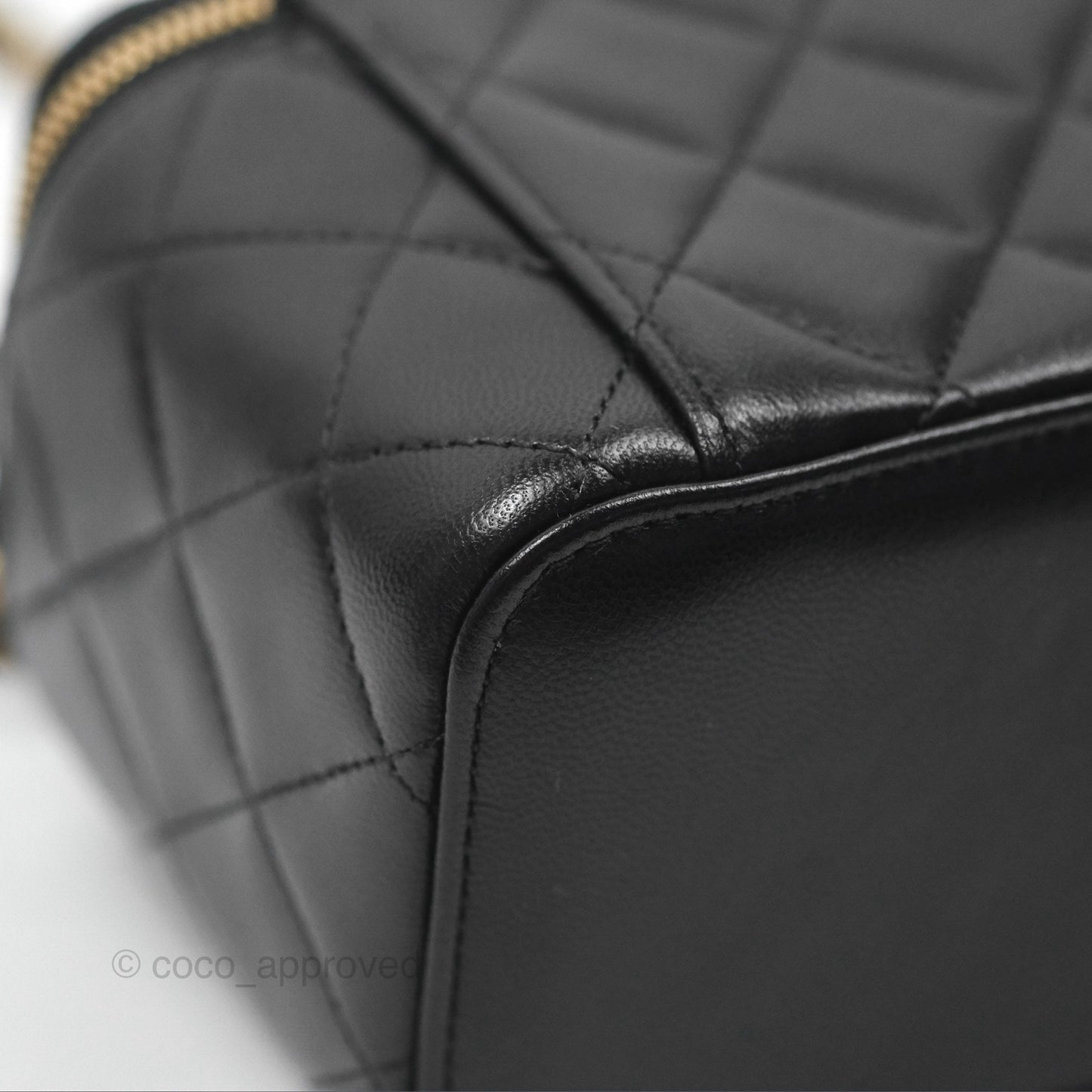 Chanel Vanity With Chain Black Goatskin Mixed Hardware