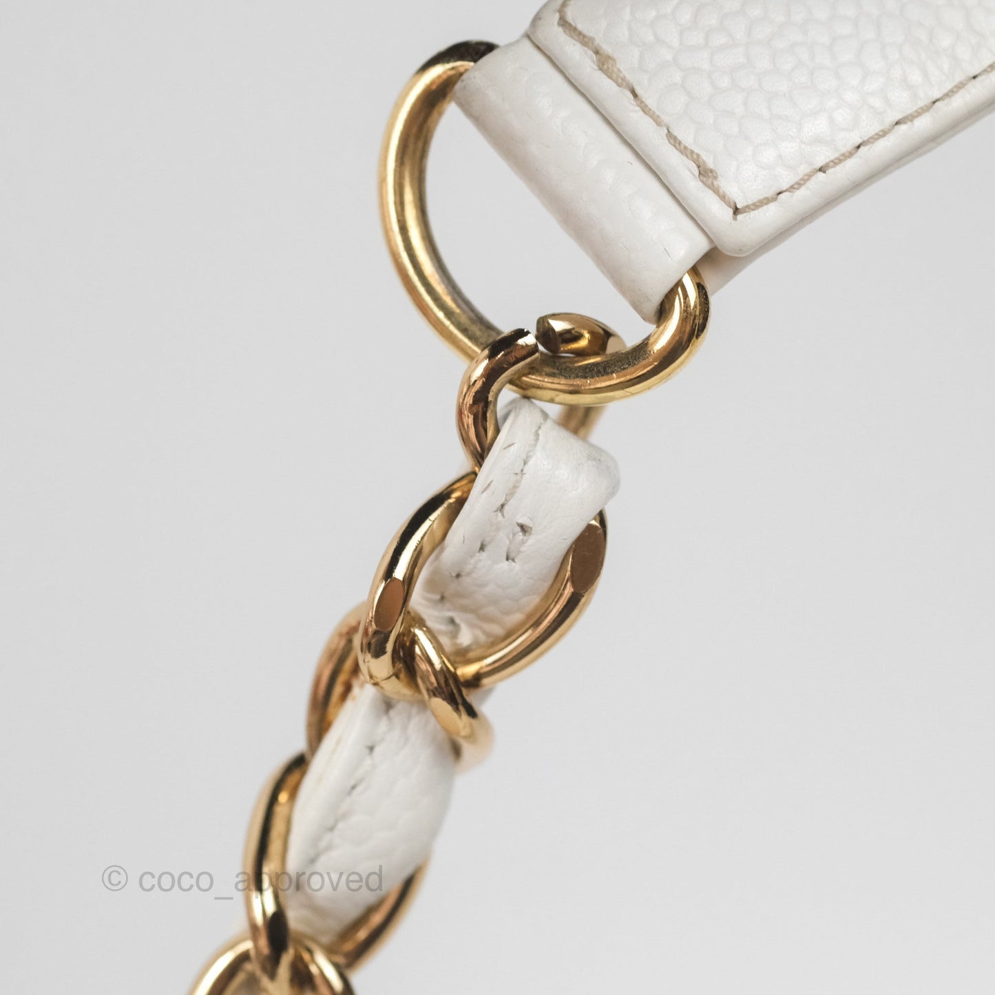 Chanel Vintage CC Quilted Shoulder Bag White Caviar Gold Hardware