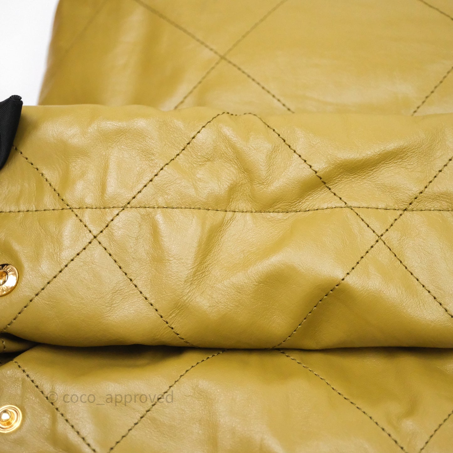 Chanel 22 Bag Medium Crumpled Olive Green Calfskin Aged Gold Hardware