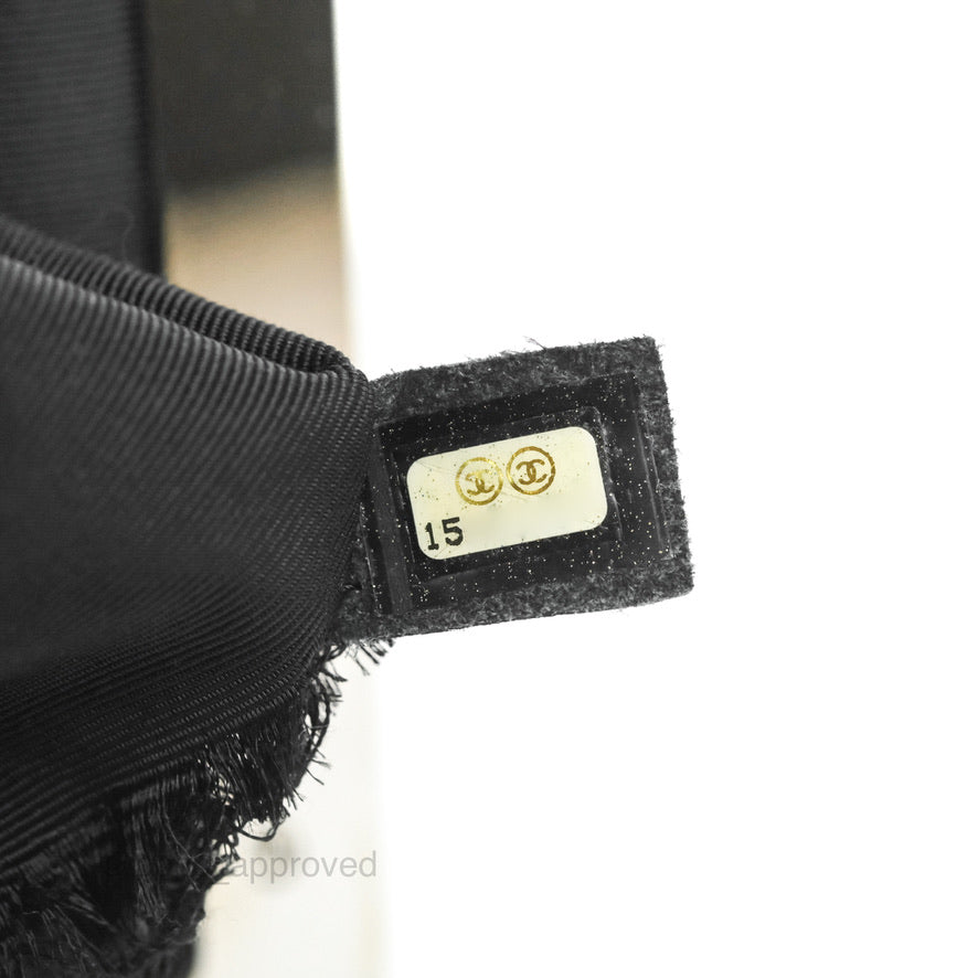 Chanel Puffy Clutch Black