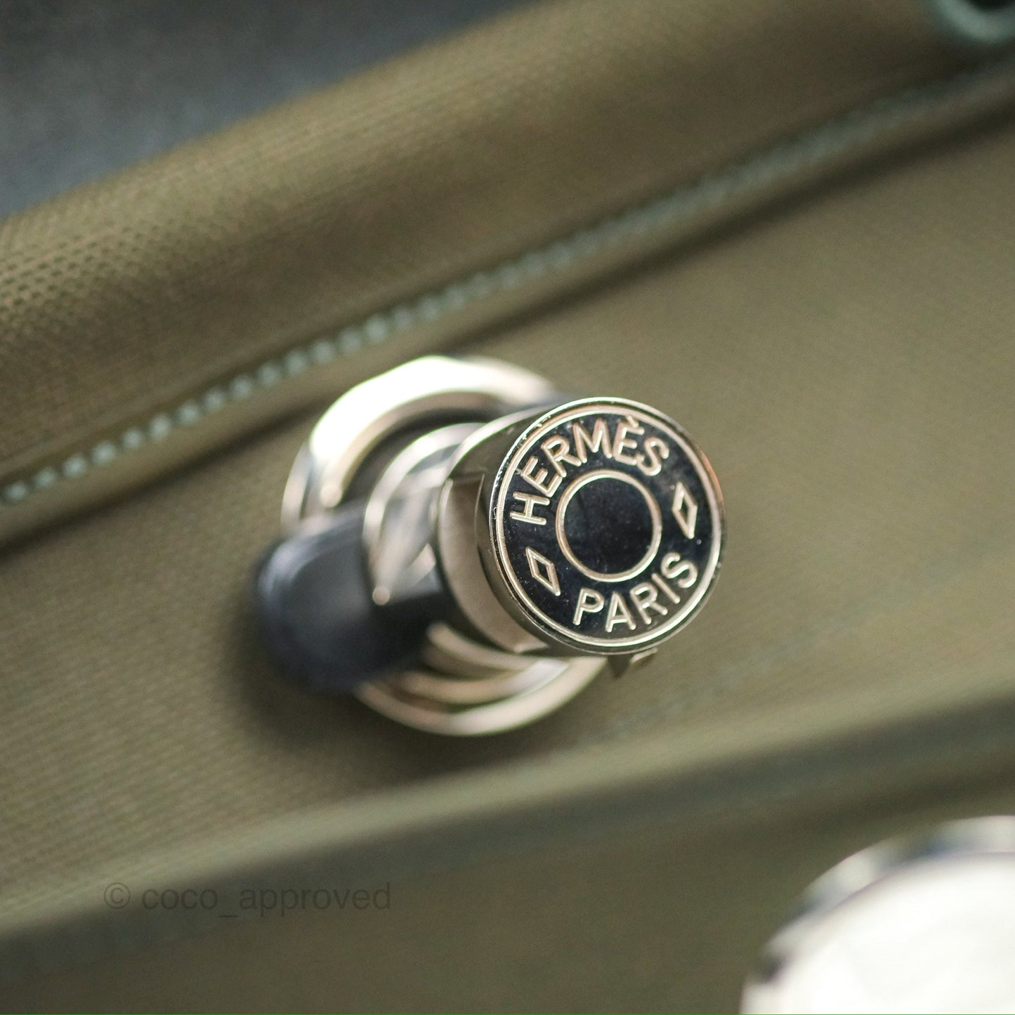 Hermès Herbag Zip 31 Khaki Canvas Palladium Hardware