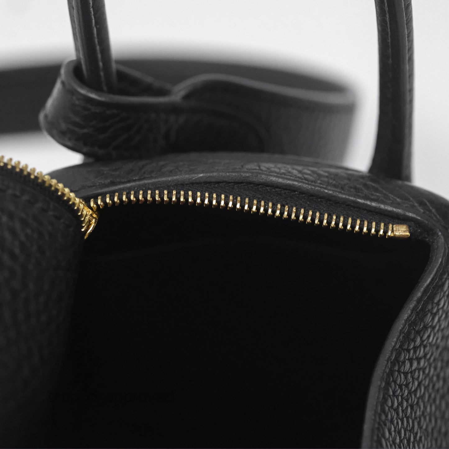 Hermès Mini Lindy 20 Noir 89 Clemence Gold Hardware