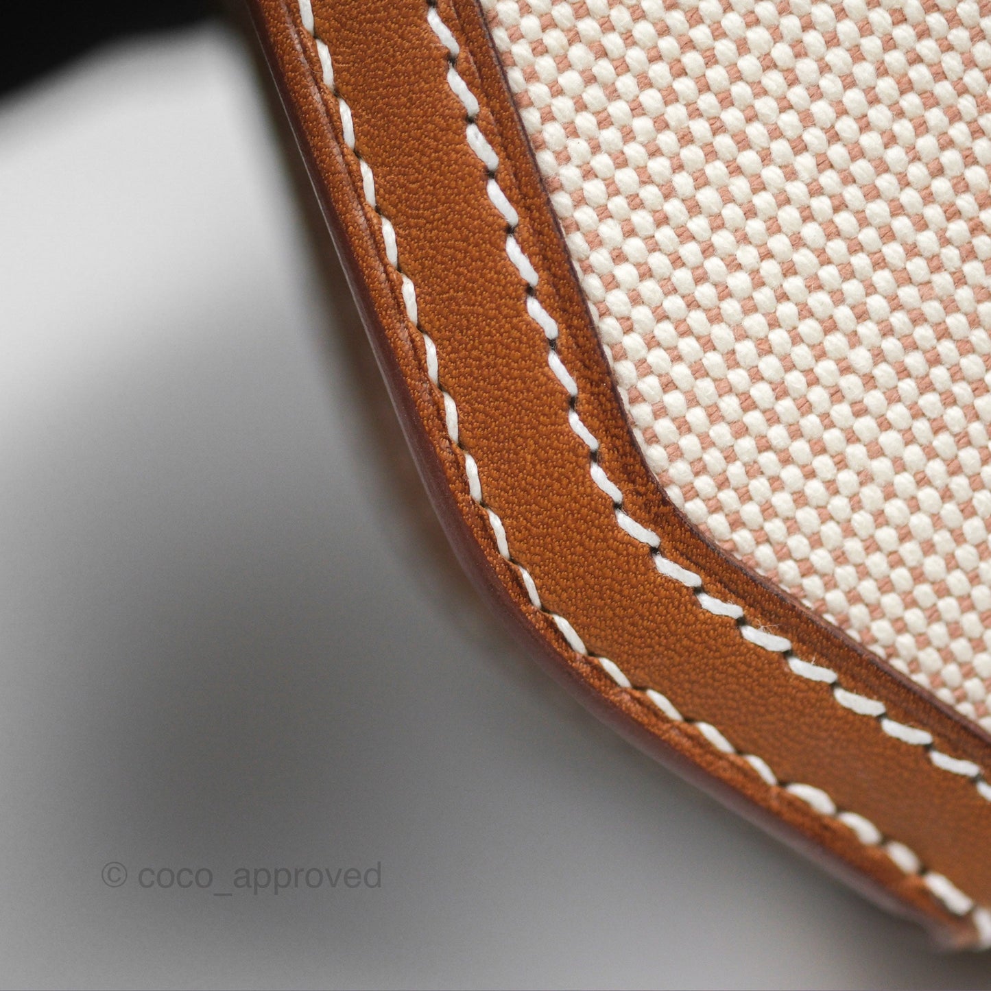 Hermès Kelly Depeches 25 Pouch Ecru-beige 14 Toile H/ Fauve 34 Barenia Gold Hardware