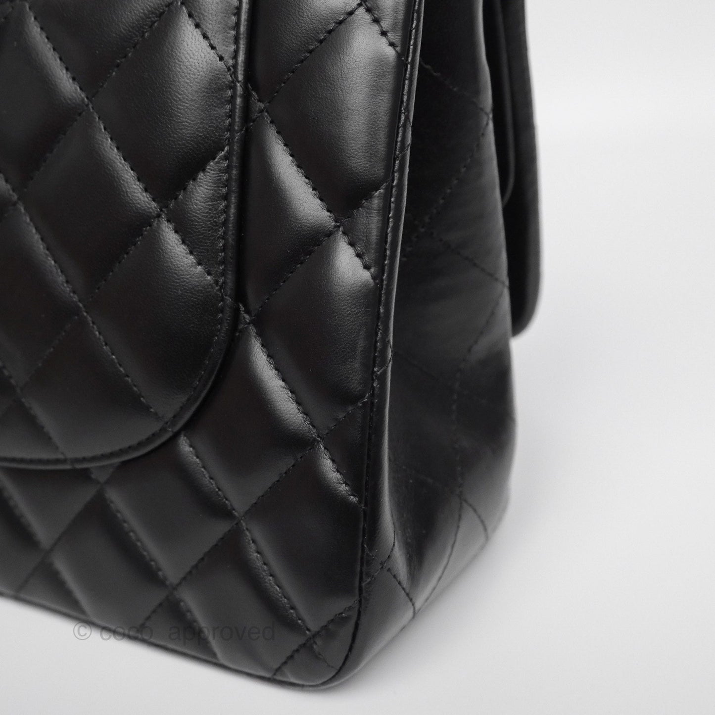 Chanel Jumbo Double Flap Black Lambskin Gold Hardware⁣⁣