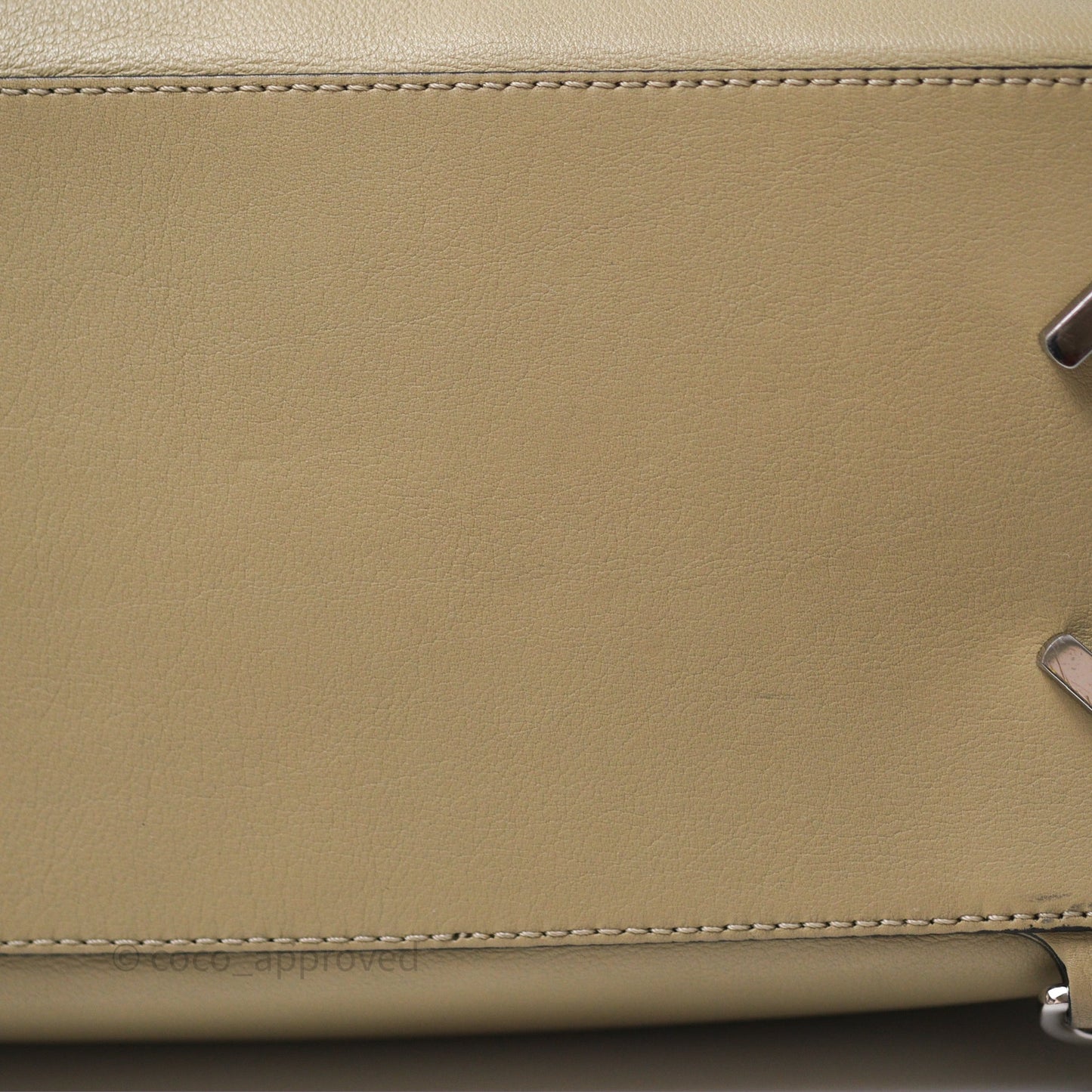 Loewe Medium Puzzle Bag Light Beige Calfskin