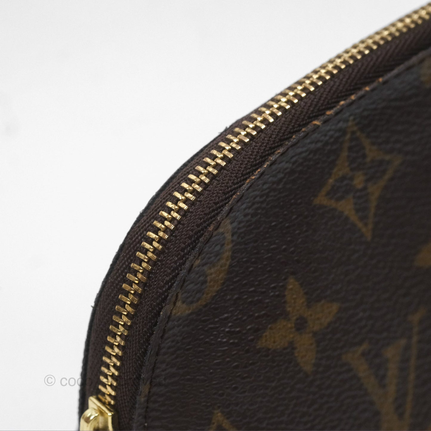 Louis Vuitton Cosmetic Pouch Monogram Canvas