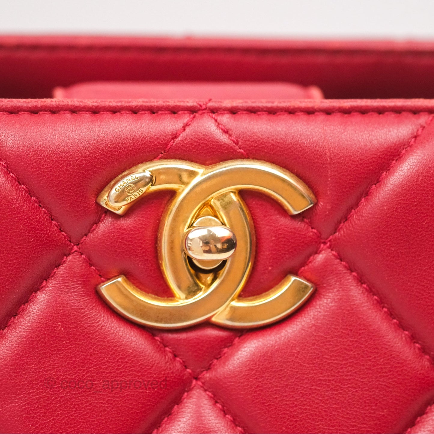 Chanel Tote Bag Red Lambskin Aged Gold Hardware