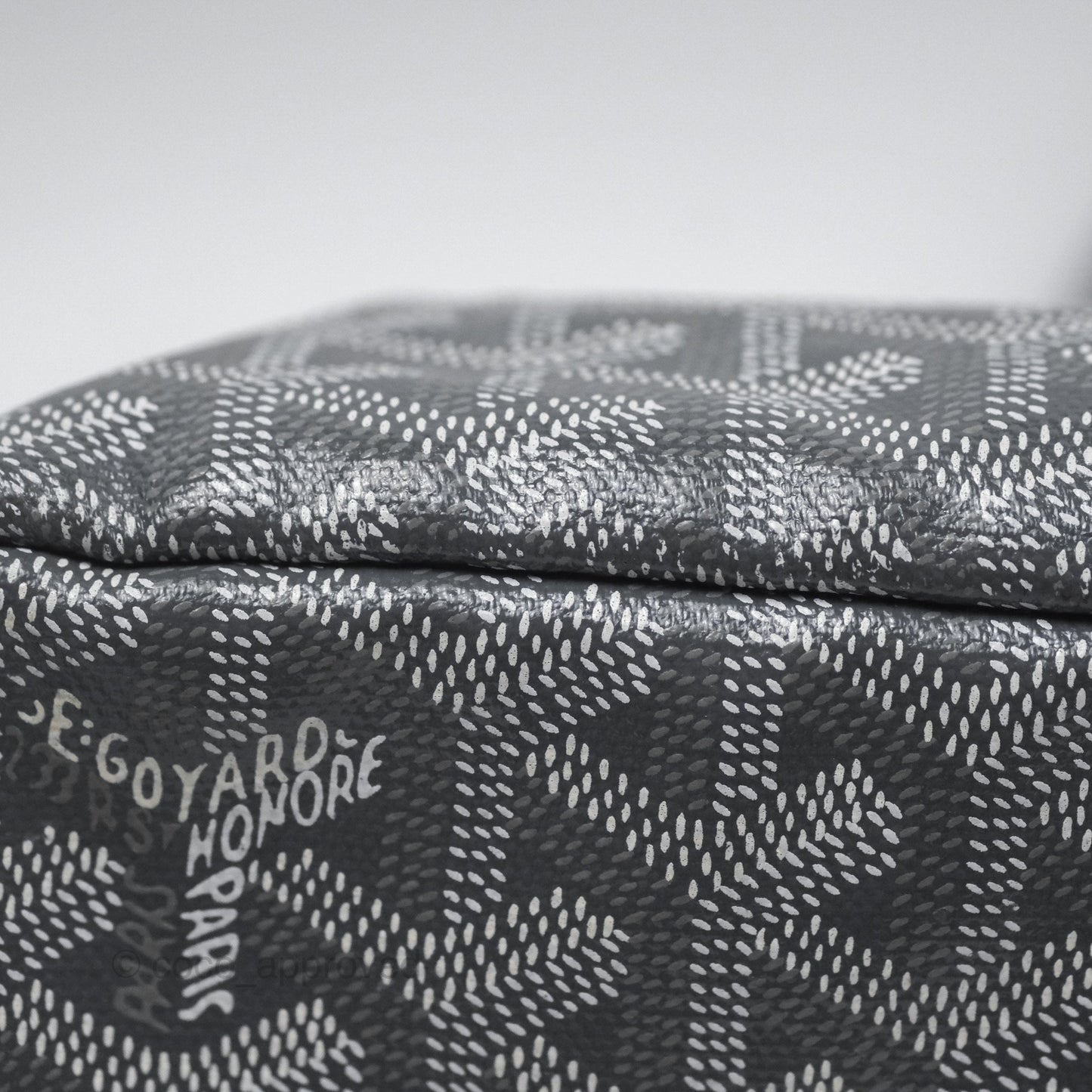 Goyard St Louis Tote PM ⁣⁣⁣⁣⁣⁣⁣⁣⁣⁣⁣⁣⁣⁣⁣⁣⁣⁣⁣⁣Grey Canvas
