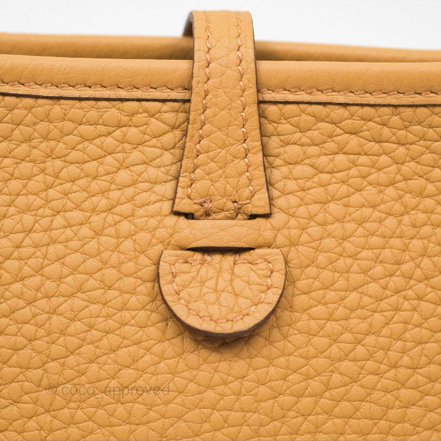 Hermès Mini Evelyne 16 Biscuit 48 Taurillon Clemence Gold Hardware