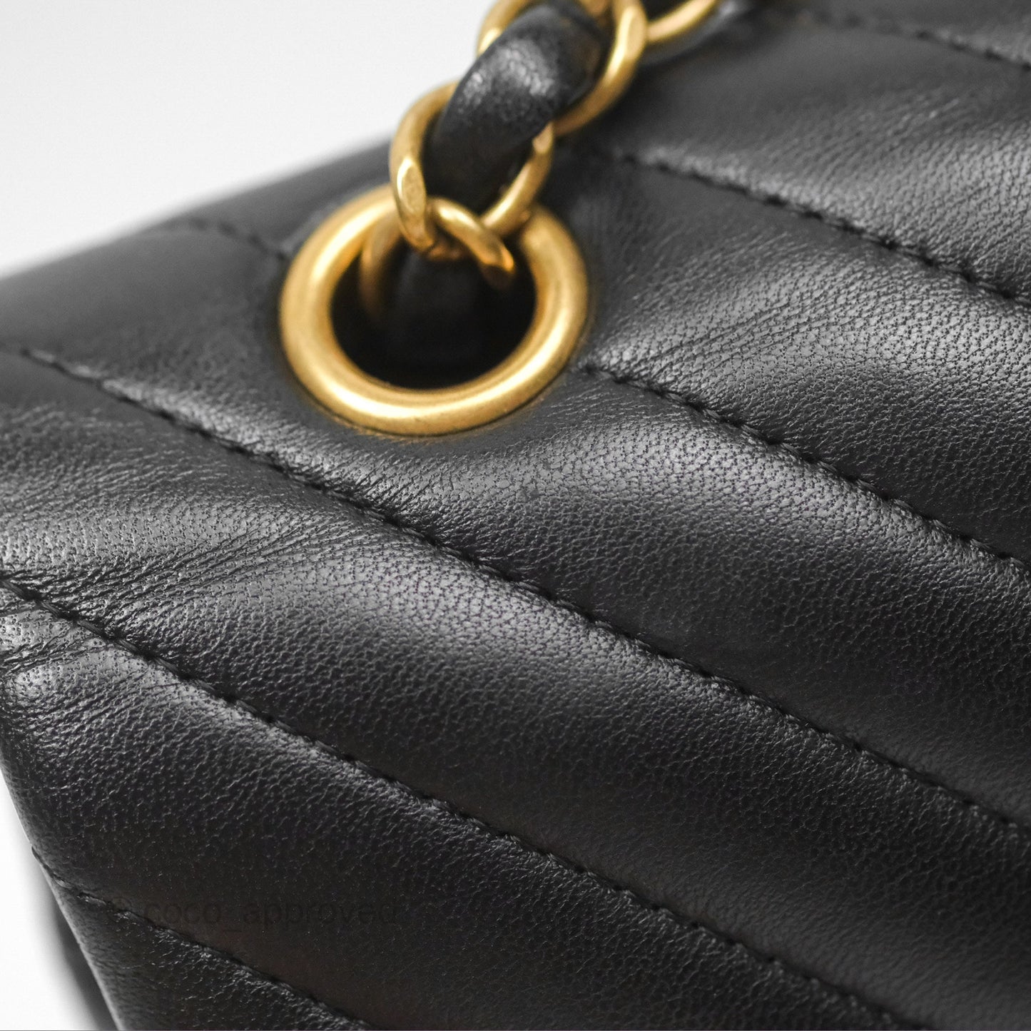 Chanel Classic M/L Medium Flap Chevron Black Lambskin Gold Hardware