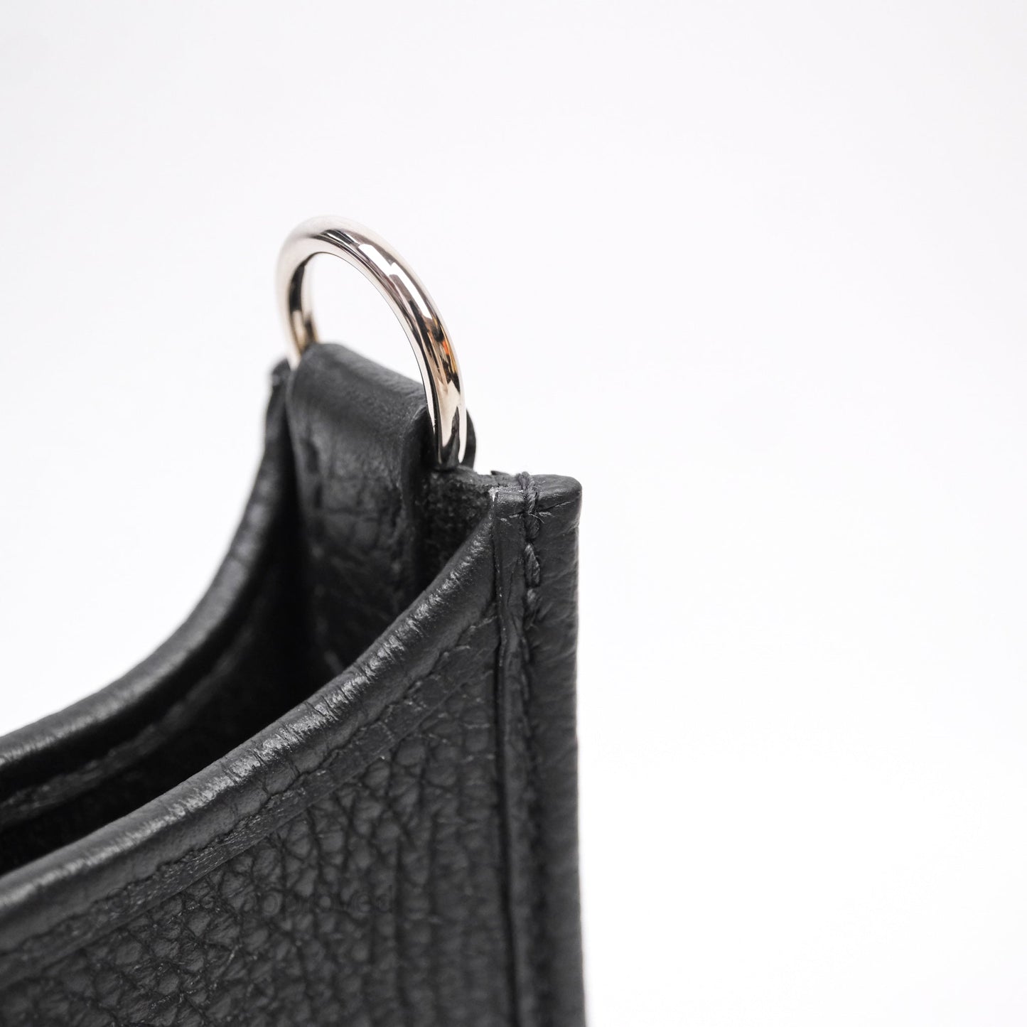 Hermès Mini Evelyne 16 Noir 89 Clemence Palladium Hardware