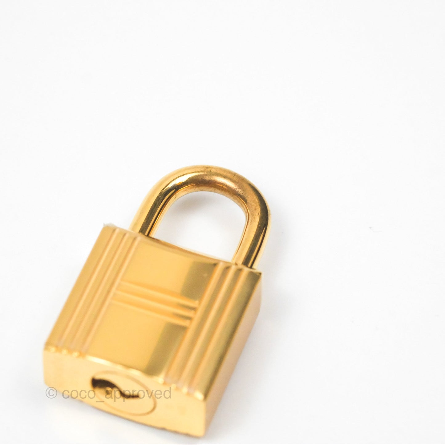Hermès Picotin 22 Lock Cassis Taurillon Maurice Gold Hardware