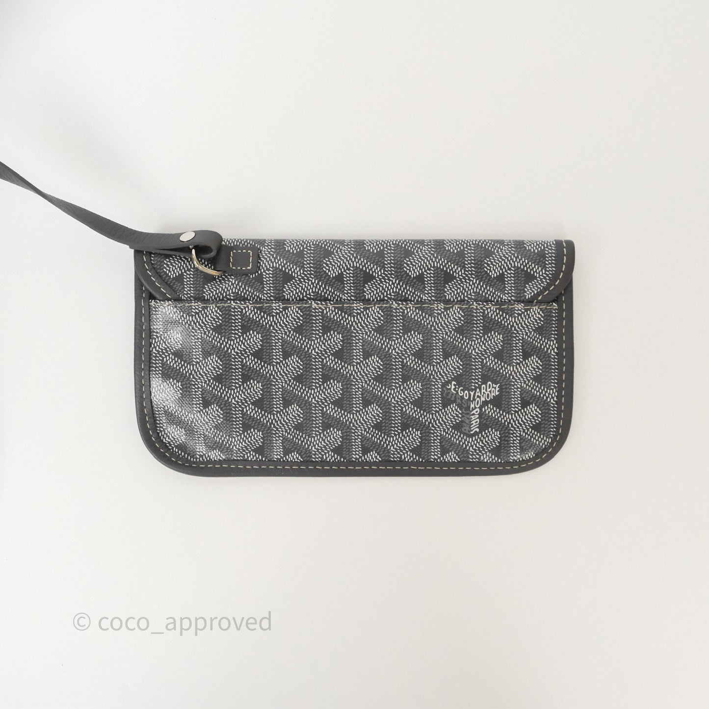 Goyard St Louis Tote PM ⁣⁣⁣⁣⁣⁣⁣⁣⁣⁣⁣⁣⁣⁣⁣⁣⁣⁣⁣⁣Grey