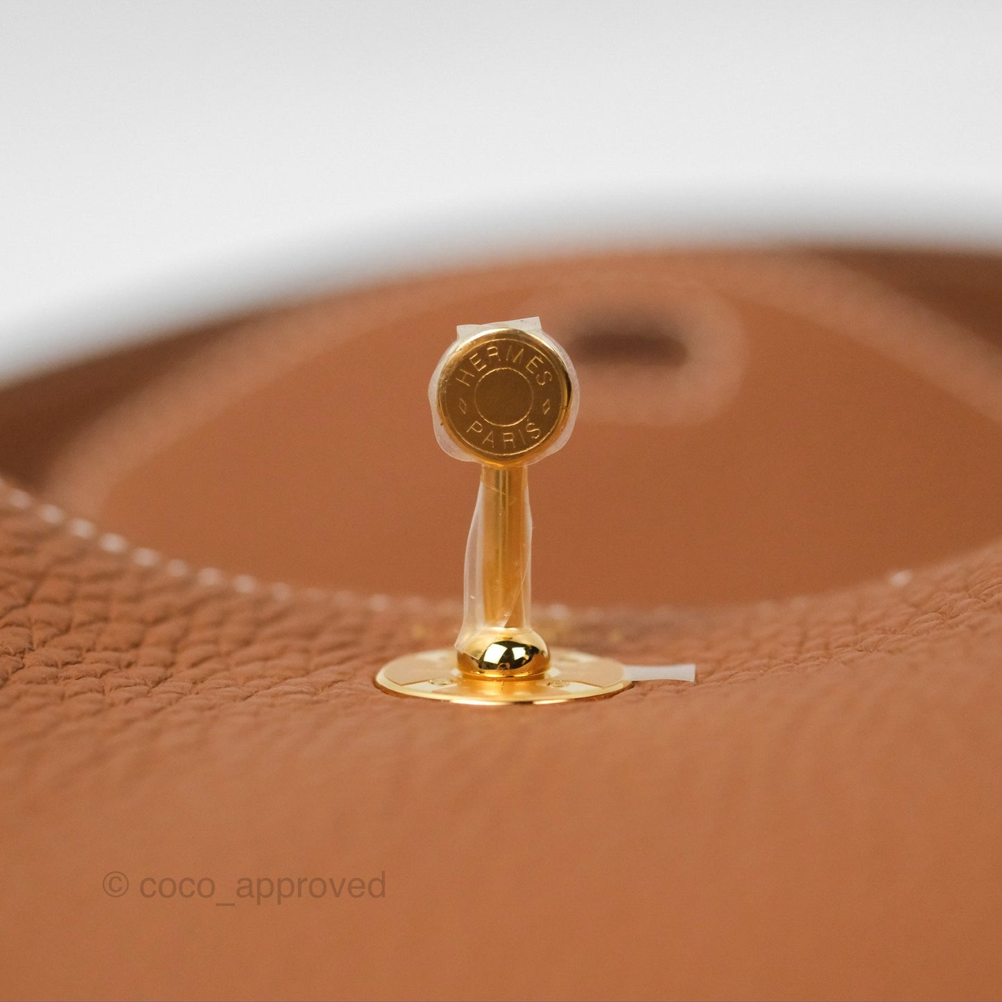 Hermès Mini Lindy 20 Gold Clemence Gold Hardware