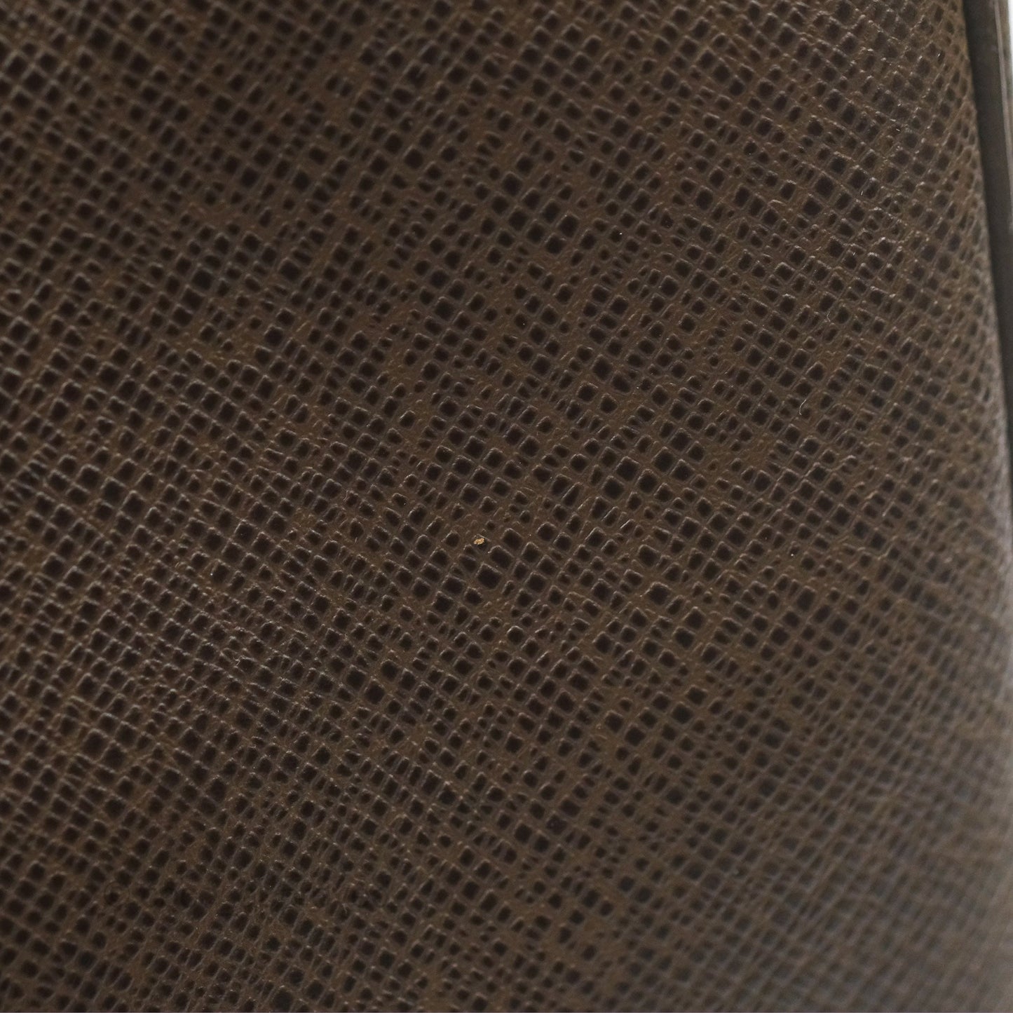 Louis Vuitton Vintage Kendall PM in Brown Taiga Leather