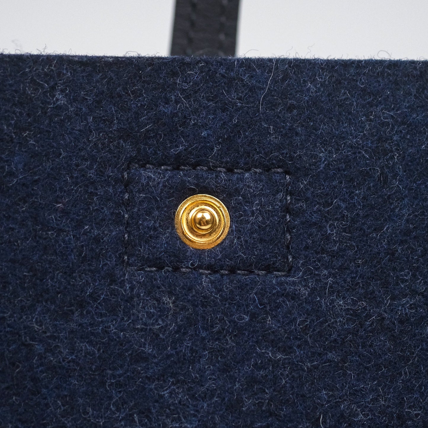Hermès Mini Evelyne 16 Wooly Bleu Nuit 2Z / Swift Noir 89 Gold Hardware