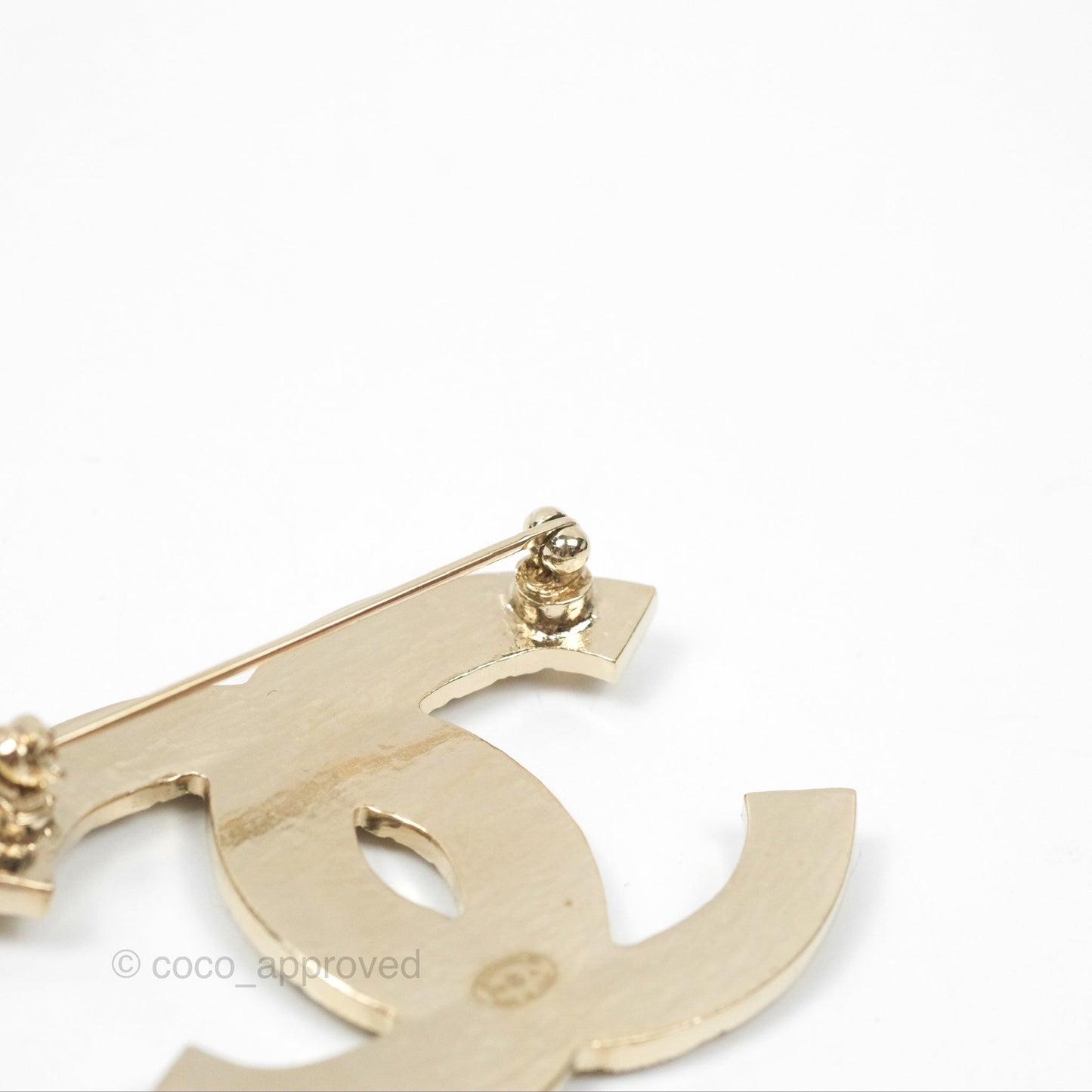 Chanel CC Brown Gripoix Rectangle Brooch Gold Tone 19A