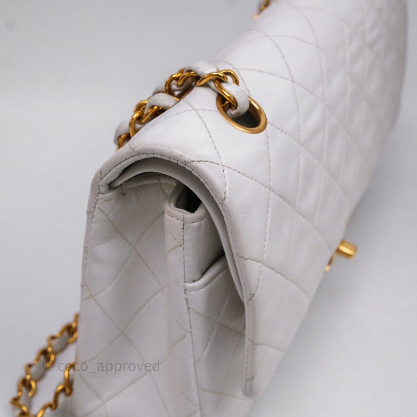 Chanel Classic Vintage Double Flap M/L White Lambskin 24K Gold Hardware