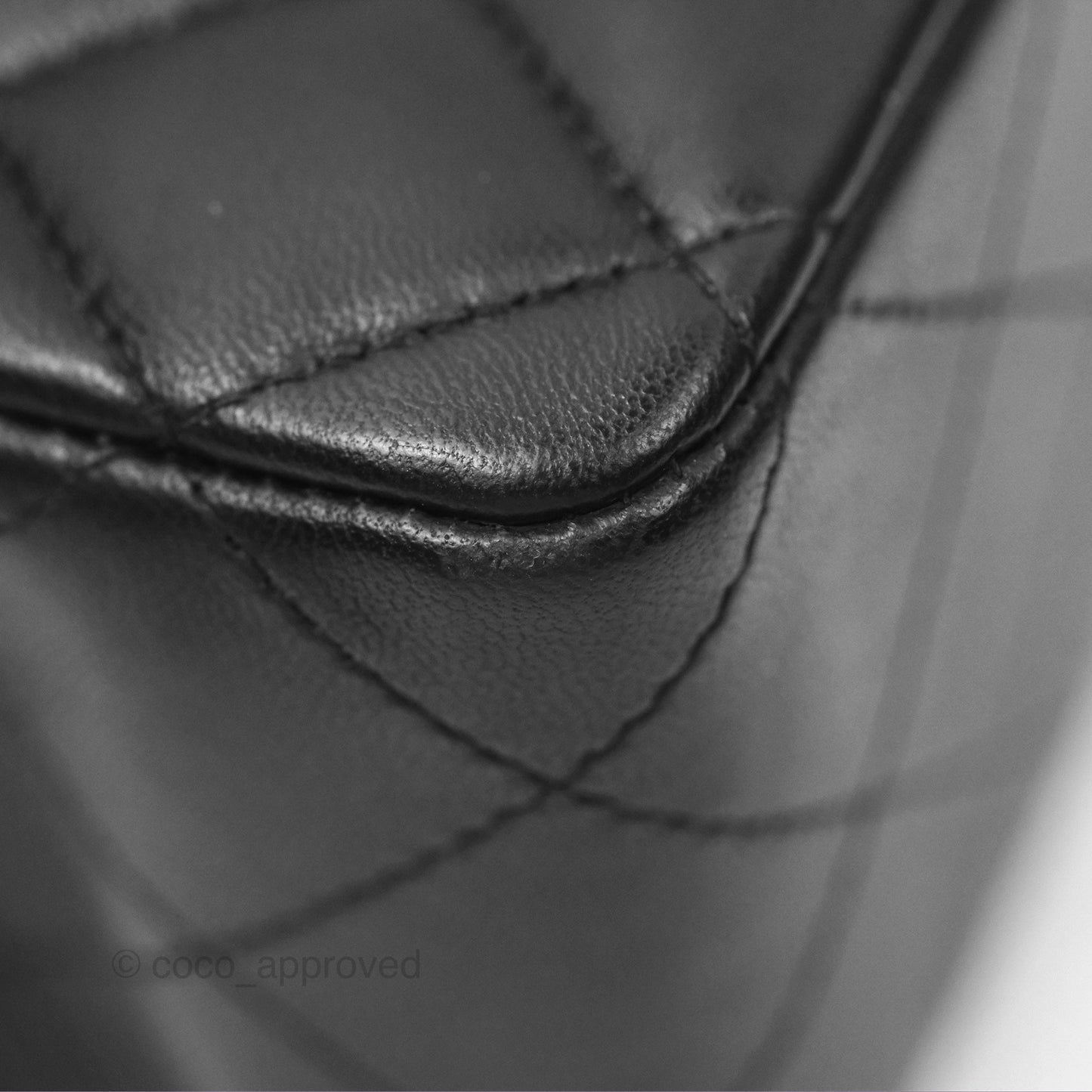 Chanel Classic M/L Medium Flap Quilted Black Lambskin Gold Hardware