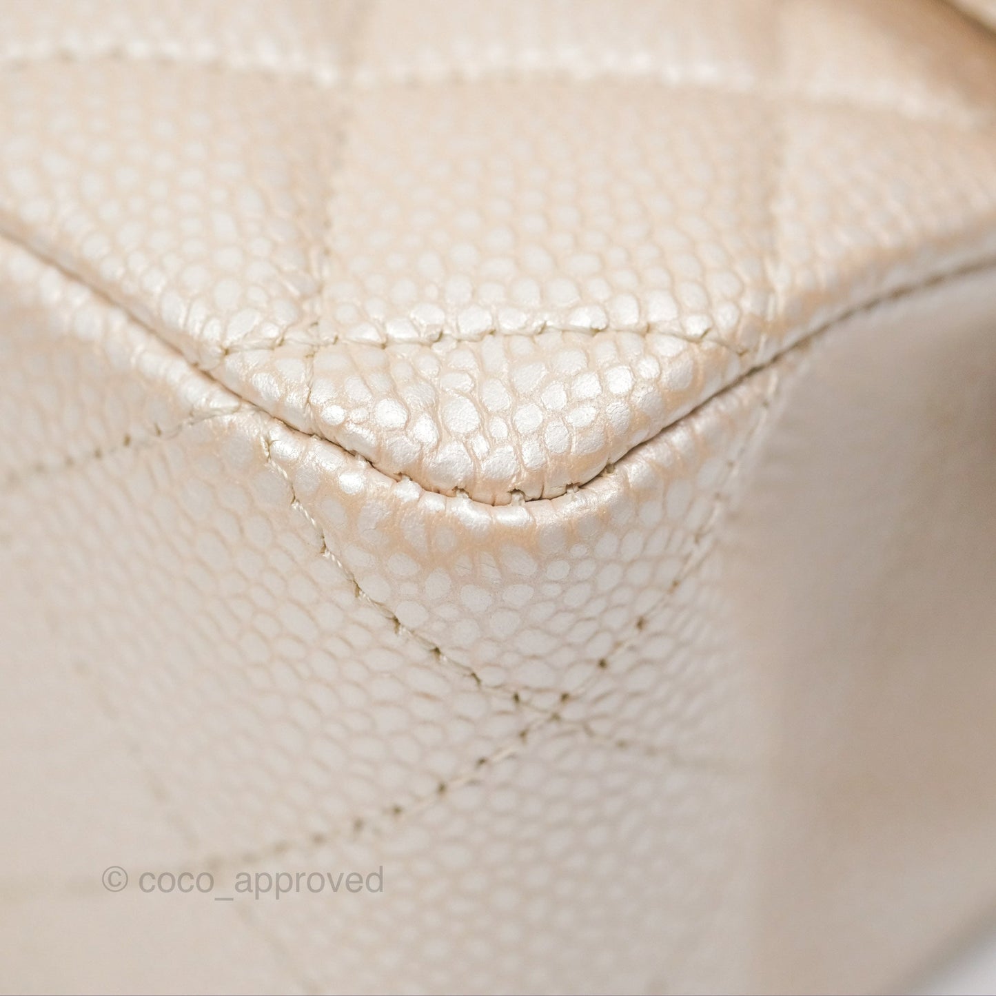 Chanel Classic M/L Medium Flap Quilted Pearly Ivory Beige Caviar Matte Gold Hardware 12P