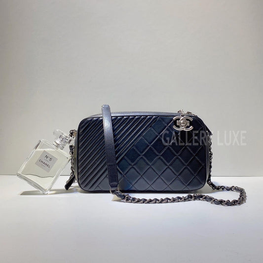 No.3143-Chanel Lambskin Coco Boy Camera Bag