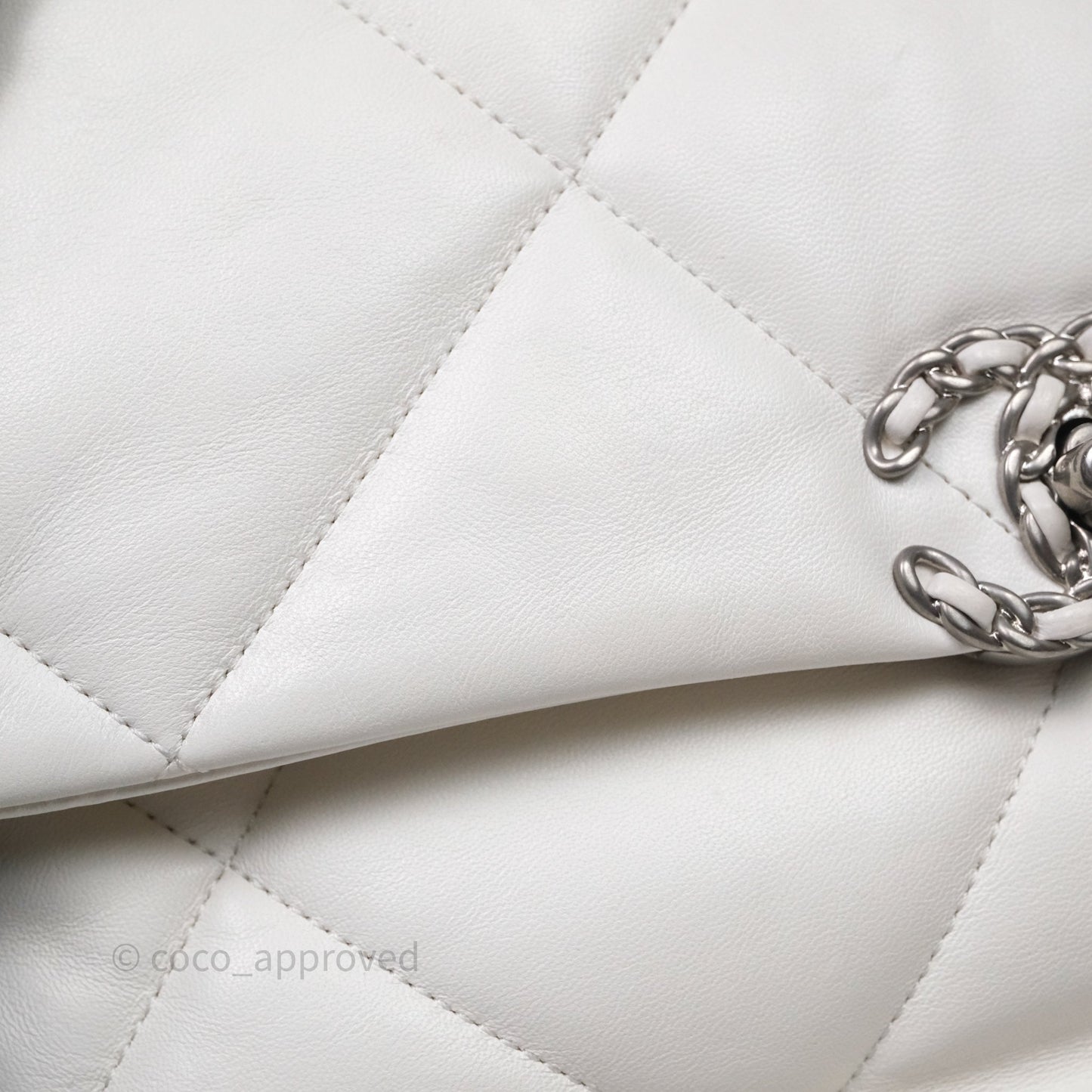 Chanel 19 Medium White Mixed Hardware
