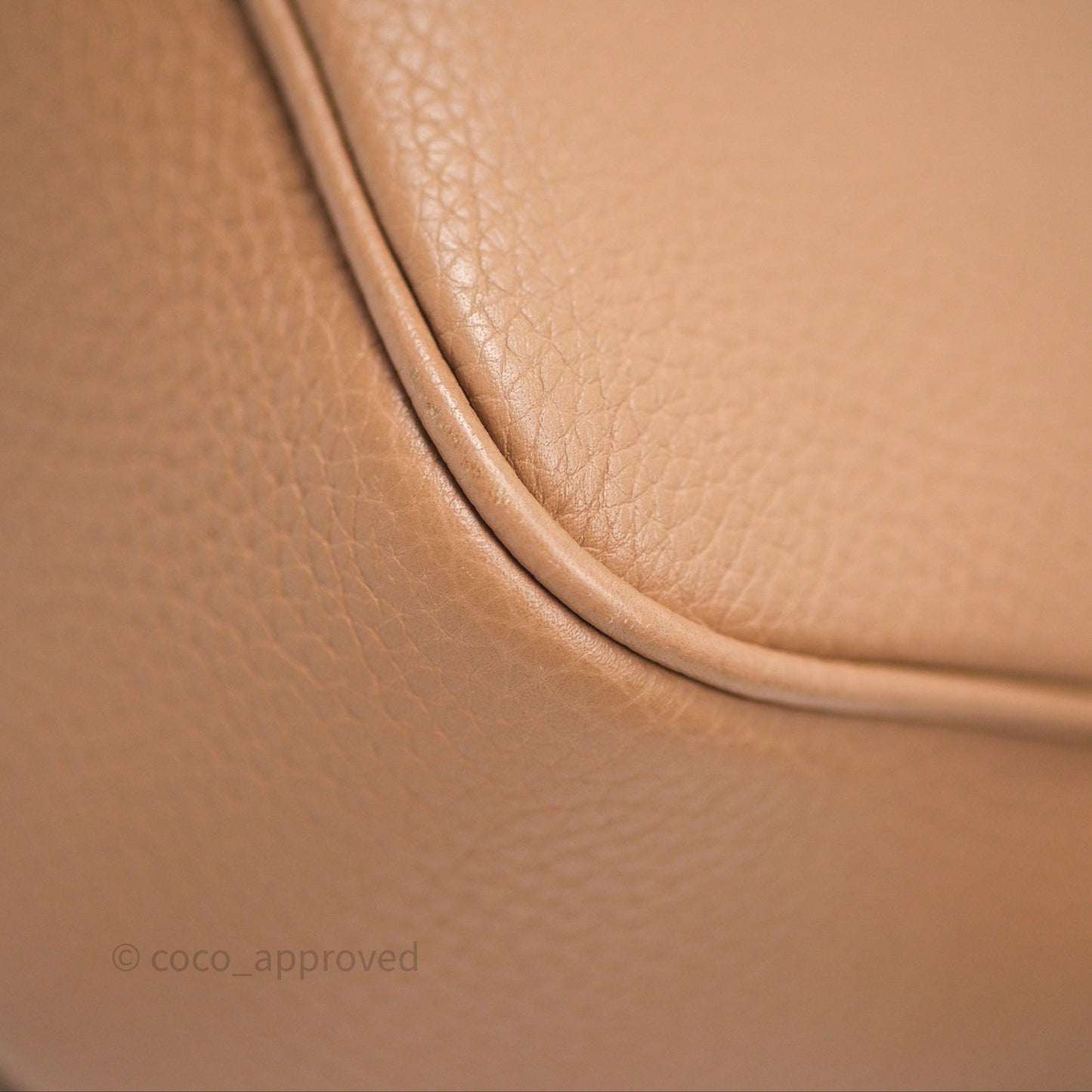 Gucci Small Soho Disco Bag Calfskin Beige