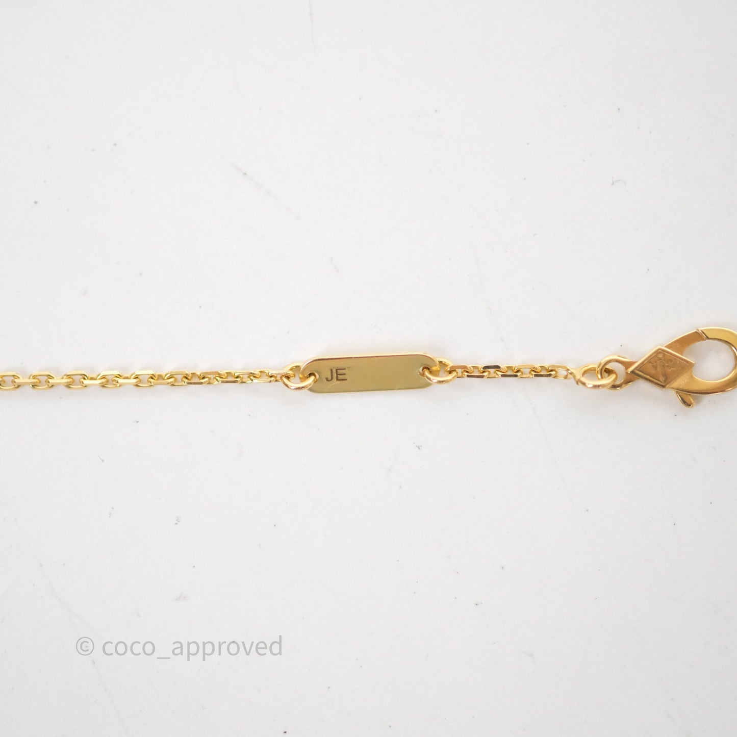 Van Cleef & Arpels Vintage Alhambra Pendant Necklace White Mother-of-pearl Yellow Gold