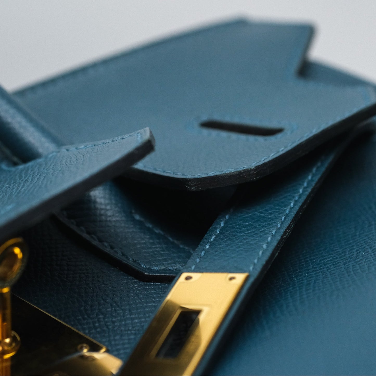 Hermès Birkin 30 Retourne Bleu de Prusse 7P Epsom Gold Hardware