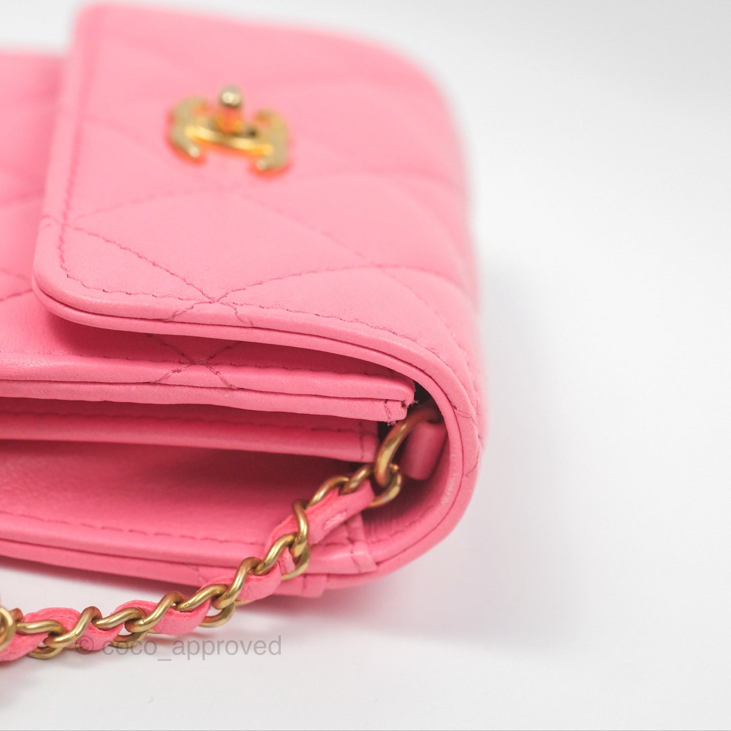 Chanel Pearl Crush Mini Clutch With Chain Pink Lambskin Aged Gold Hardware