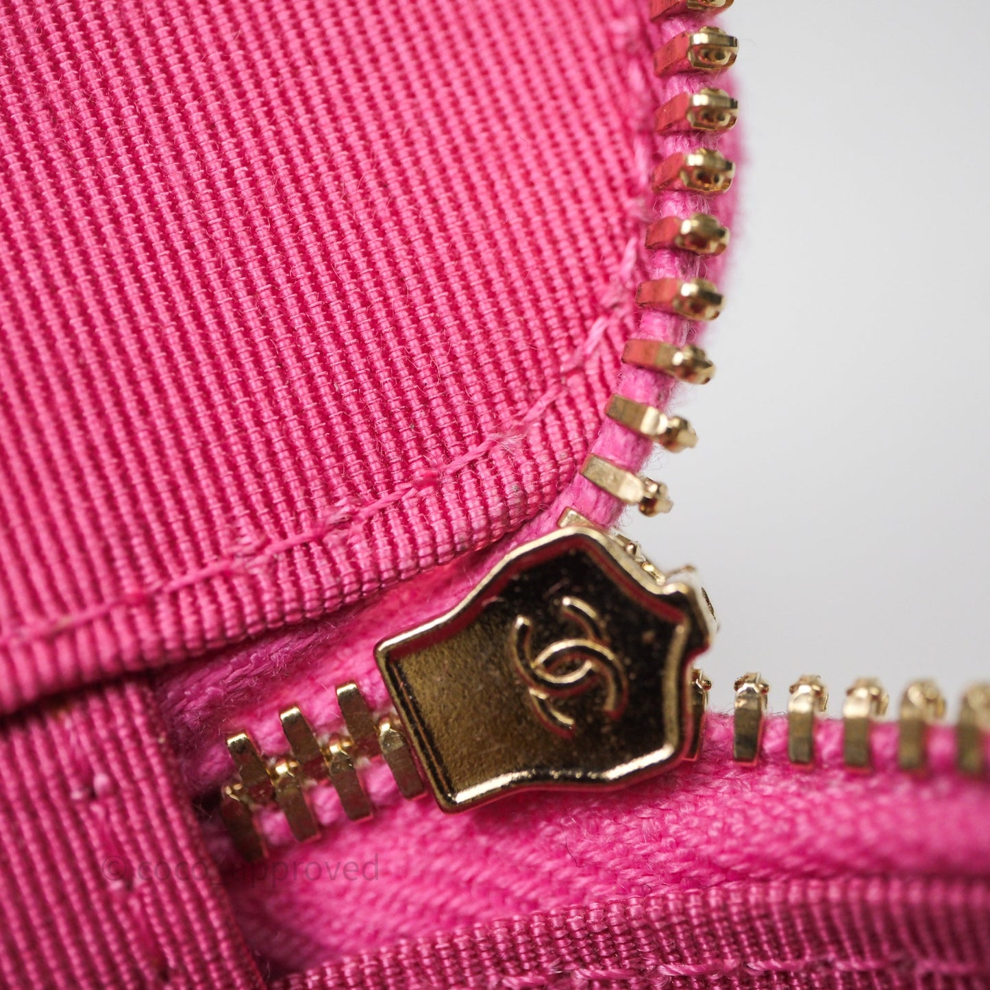 Chanel Classic Vanity With Chain Pink Caviar Gold Hardware