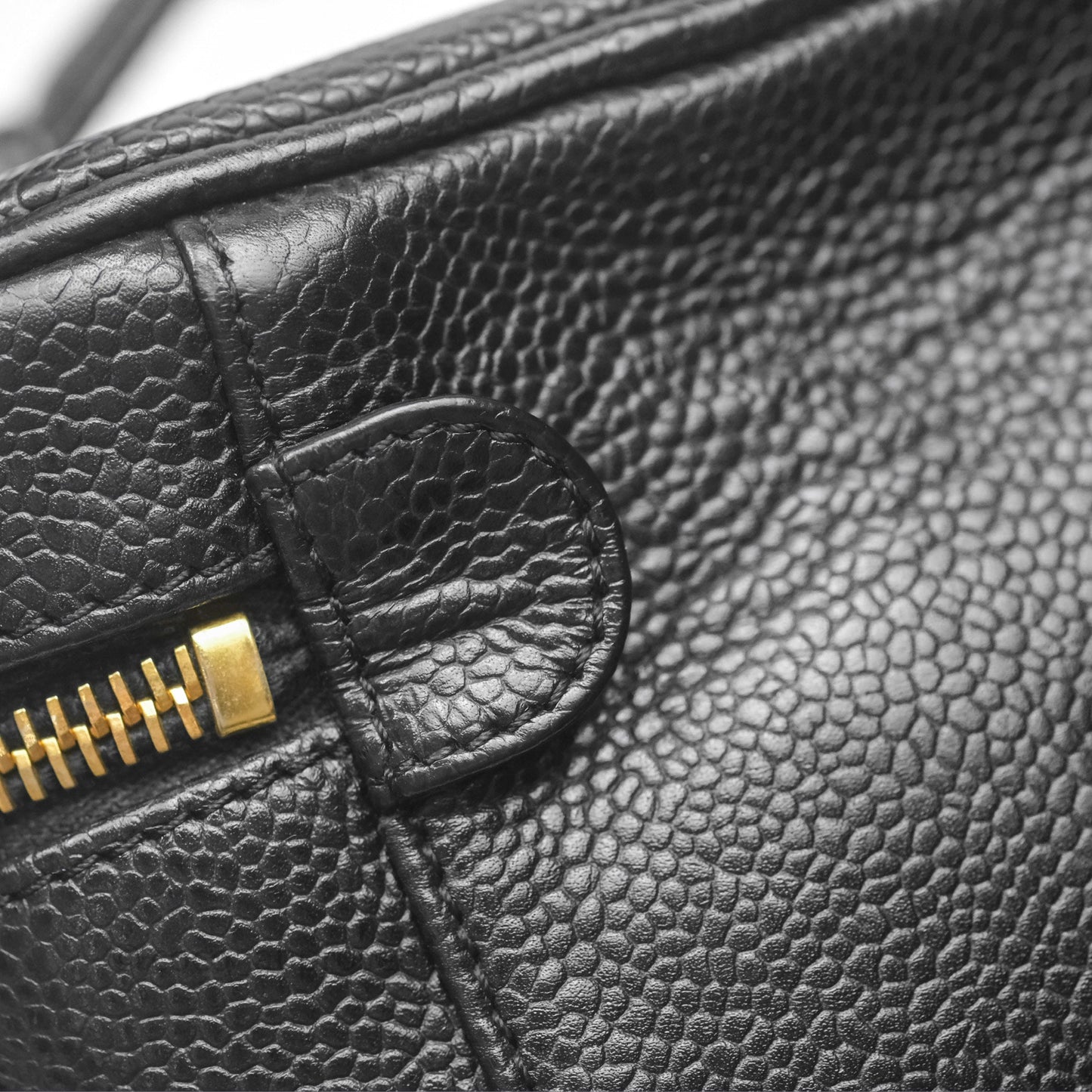 Chanel Vintage Vanity Case Black Caviar Gold Hardware