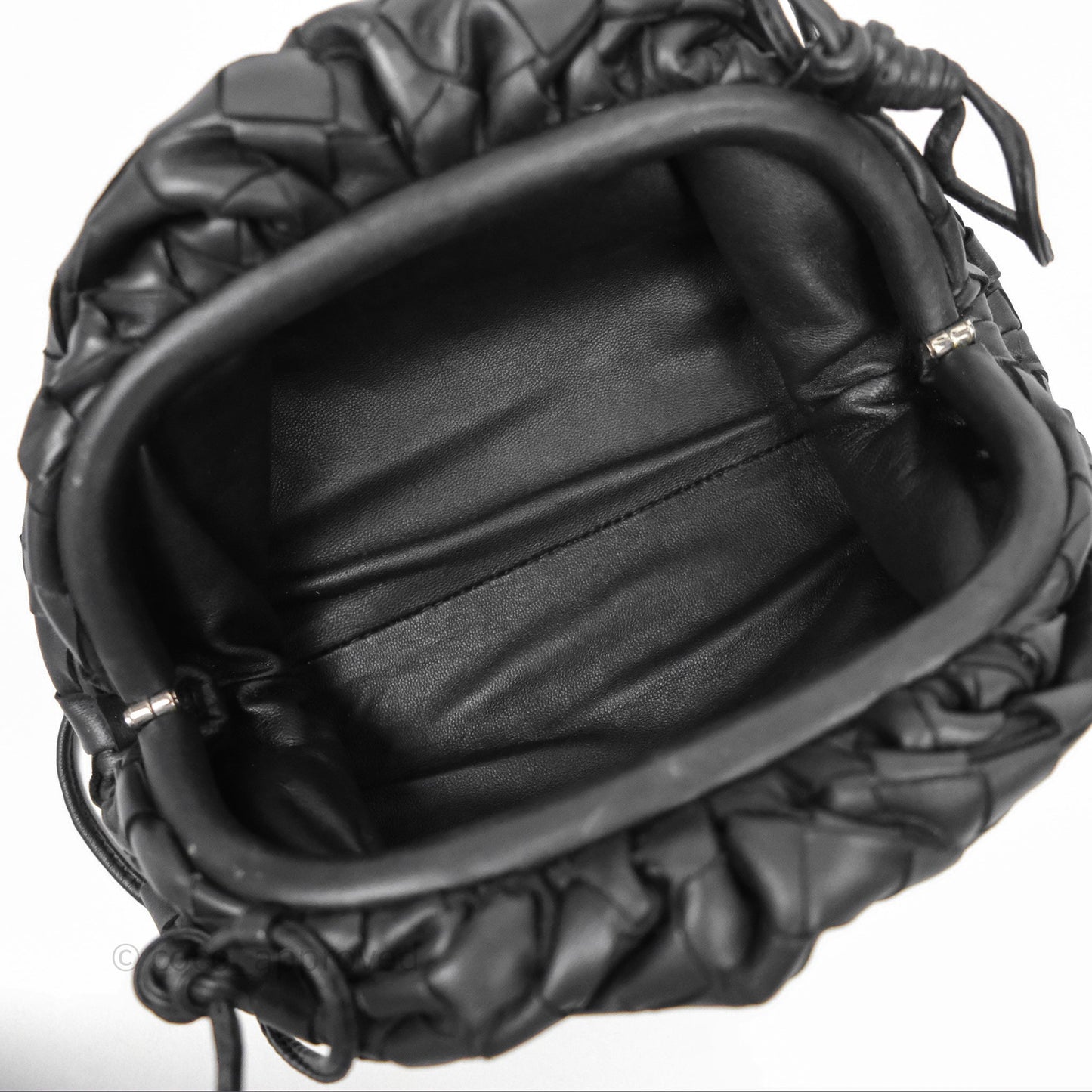 Bottega Veneta Mini Pouch Black Intrecciato Calfskin