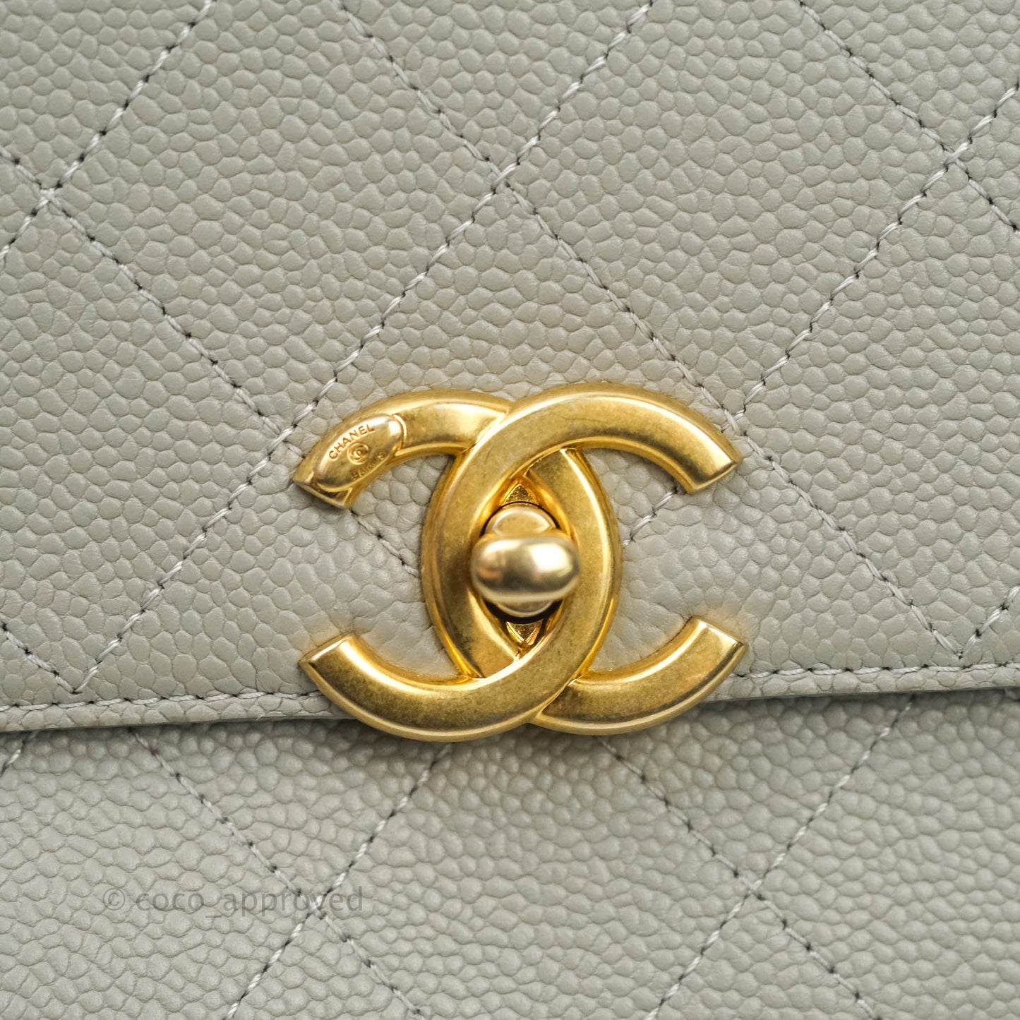 Chanel Chic Affinity Medium Grained Calfskin Grey Aged Gold Hardware