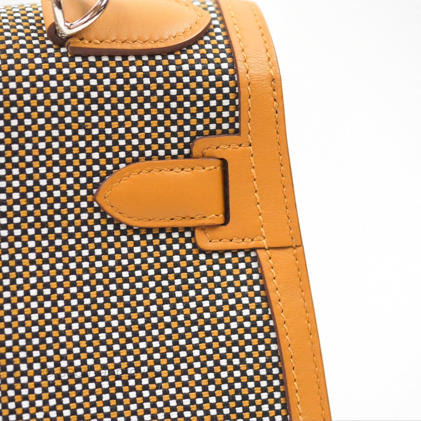 Hermès Kelly Sellier 28 Quadrille Black/White/Desert Sesame Swift