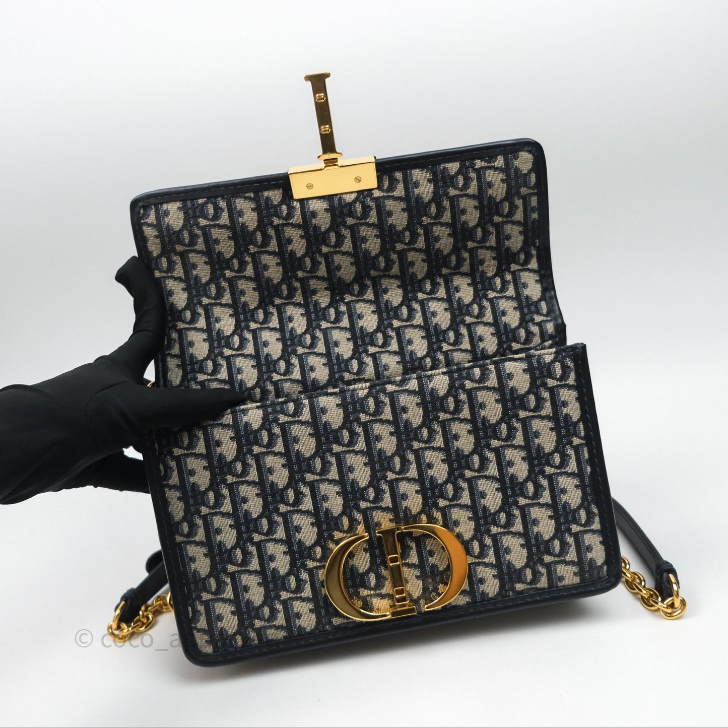 Christian Dior 30 Montaigne with Chain Blue Dior Oblique Jacquard