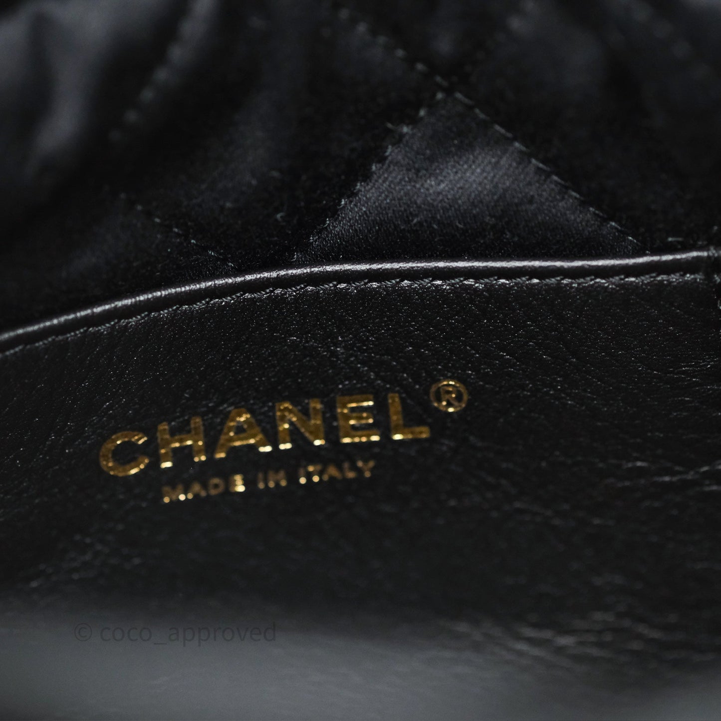 Chanel 22 Mini Bag Black Crumpled Calfskin Aged Gold Hardware