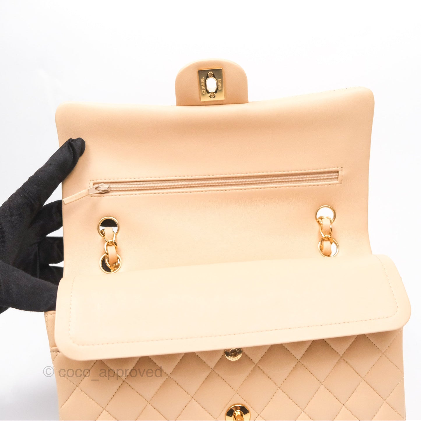 Chanel Classic M/L Medium Flap Quilted Beige Lambskin Gold Hardware
