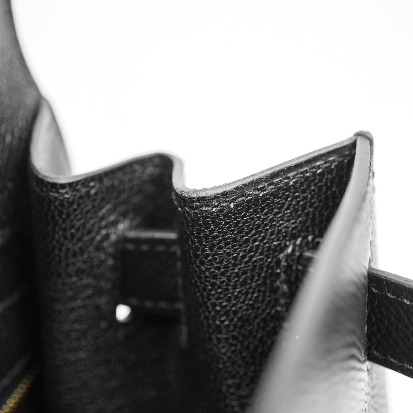 Hermès Kelly 28 Noir 89 Epsom Gold Hardware