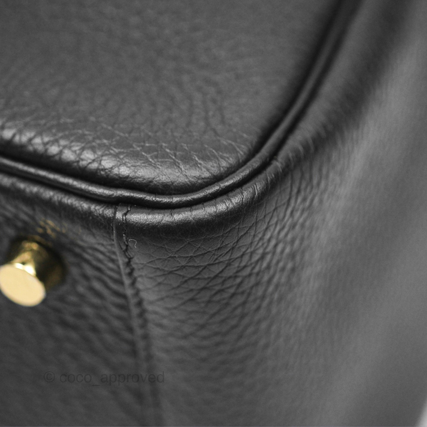 Hermès Lindy 26 Black Noir 89 Clemence Gold Hardware