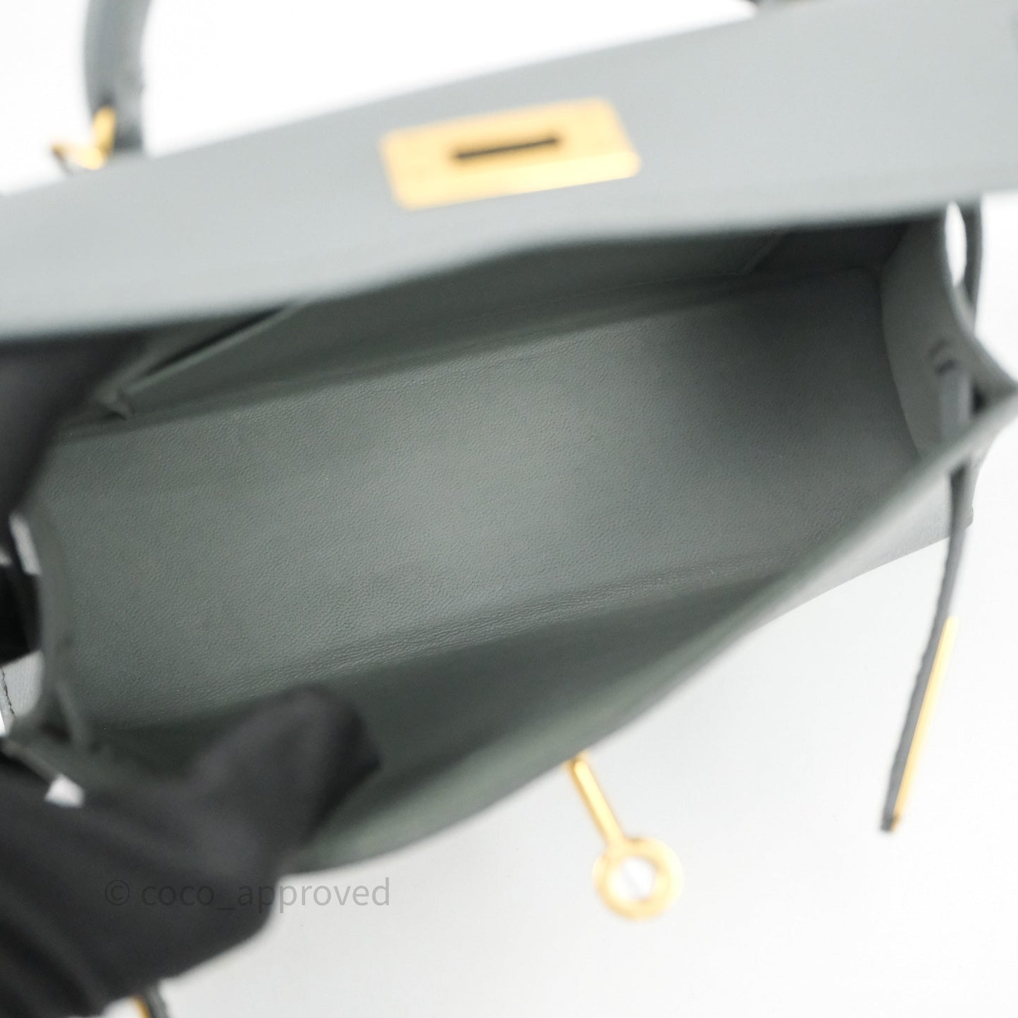 Hermès Mini Kelly Vert Amande 63 Epsom Gold Hardware