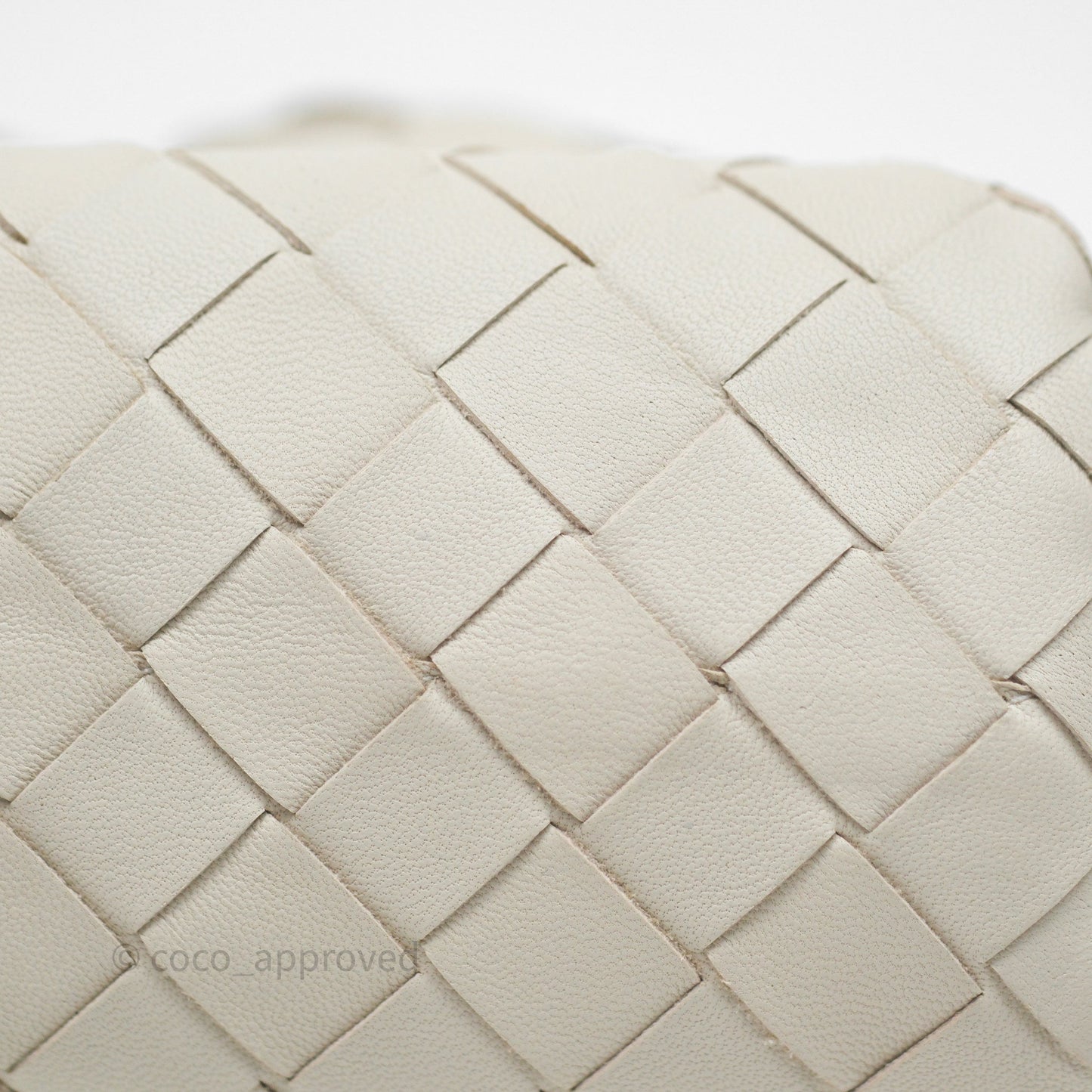 Bottega Veneta Mini Pouch Chalk Intrecciato Calfskin
