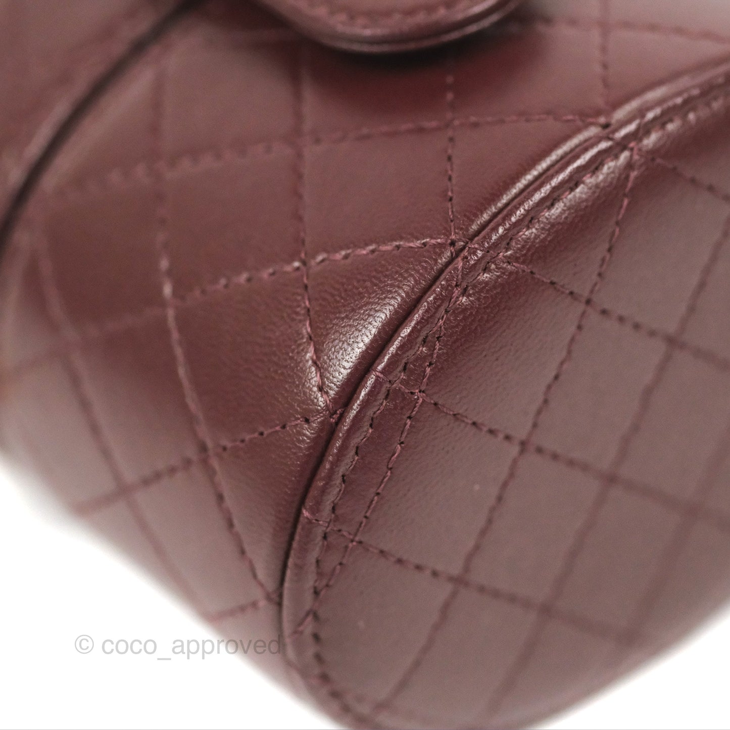 Chanel Quilted Round Vanity Clutch With Chain Burgundy Lambskin Gold Hardware