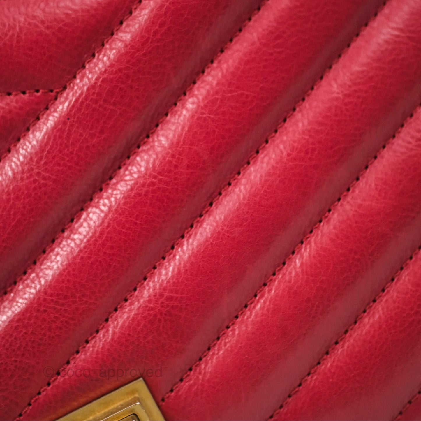 Chanel Chevron Shoulder Bag Red Calfskin Aged Gold Hardware