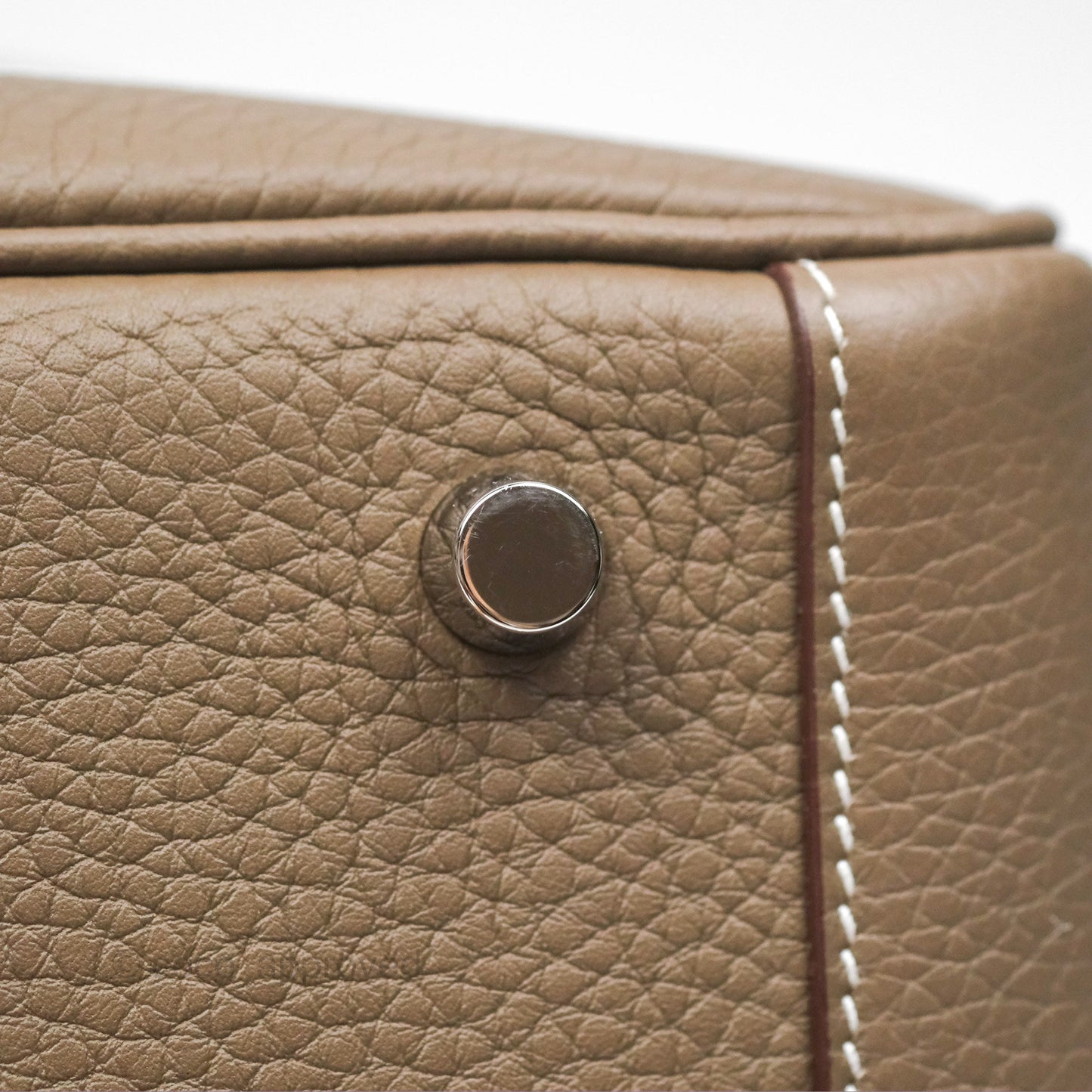 Hermès Lindy 26 Etoupe 18 Clemence Palladium Hardware