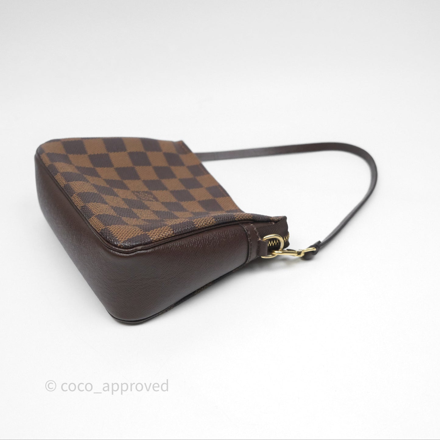Louis Vuitton Trousse Make Up Pochette Damier Ebene