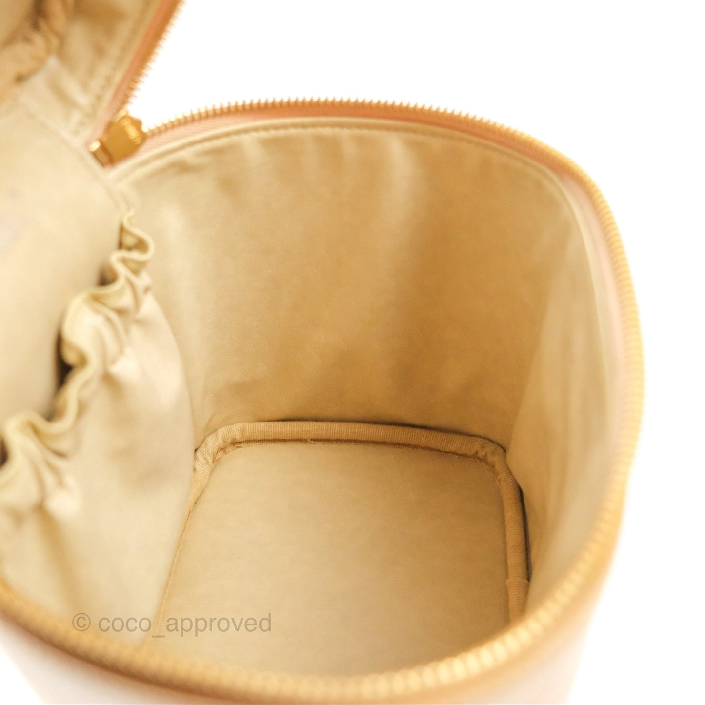 Chanel Vintage Vanity Case Beige Caviar Gold Hardware