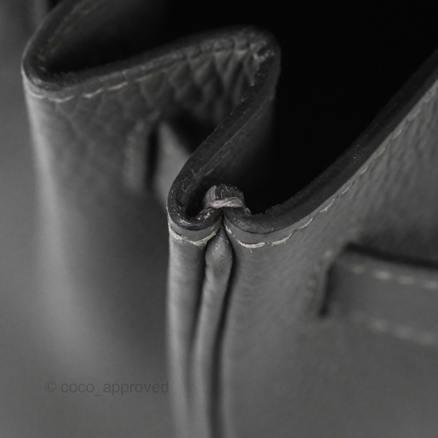 Hermès Kelly 28 Retourne Gris Meyer 0L Clemence Gold Hardware