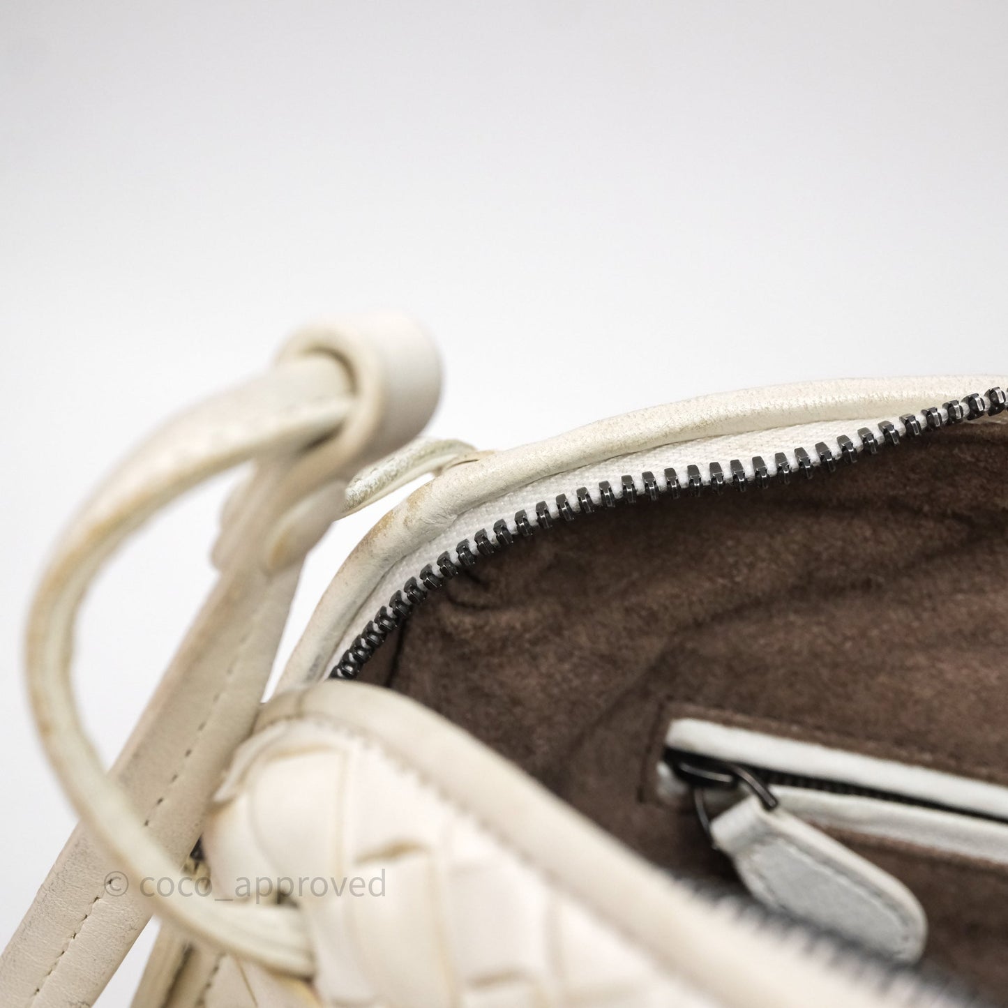 Bottega Veneta Nodini Crossbody Bag White Nappa Intrecciato