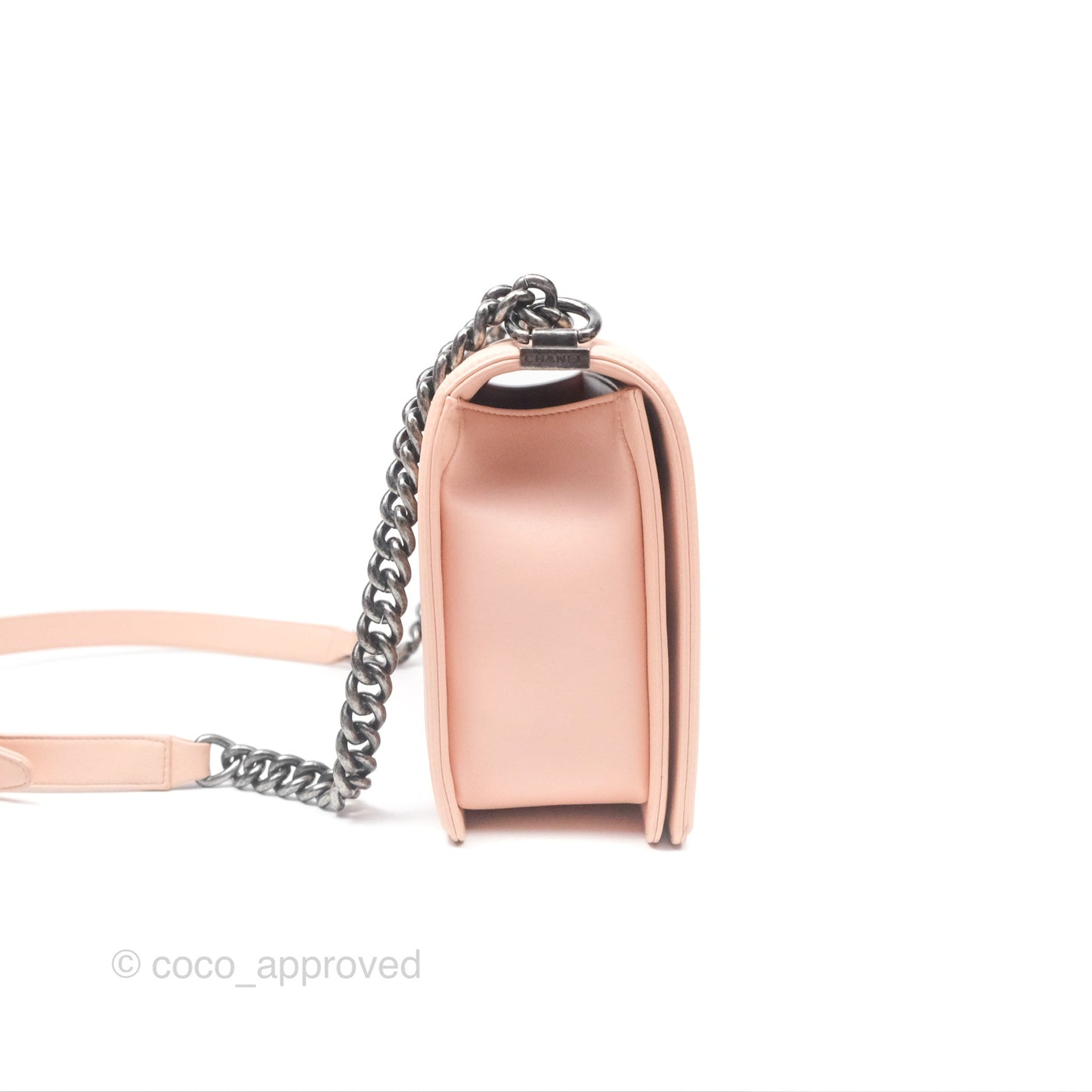 Chanel Quilted New Medium Boy Pink Lambskin Ruthenium Hardware